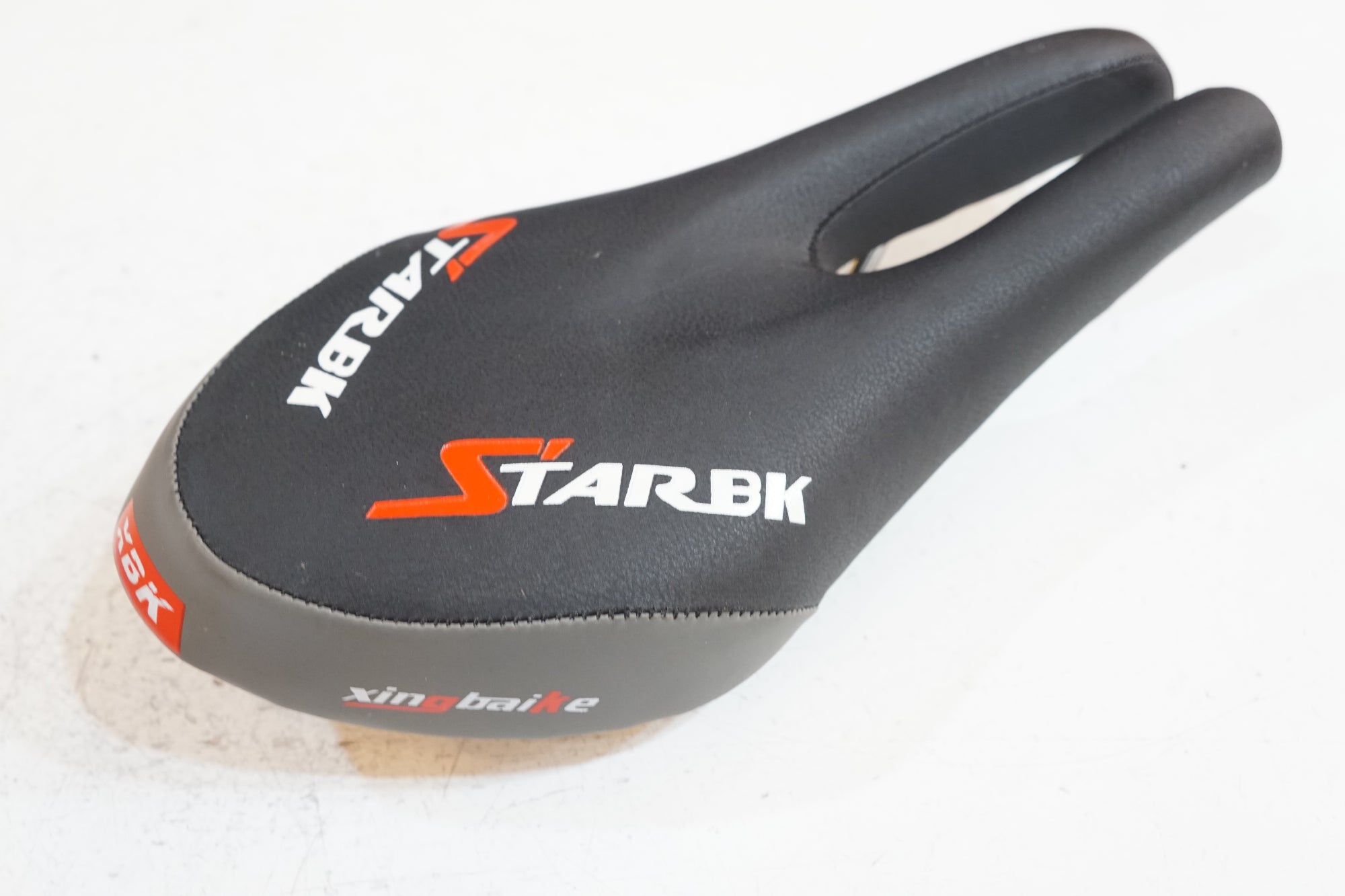 XINGBAIKE  「シン バイク」 STARBK サドル / バイチャリ浦和ベース