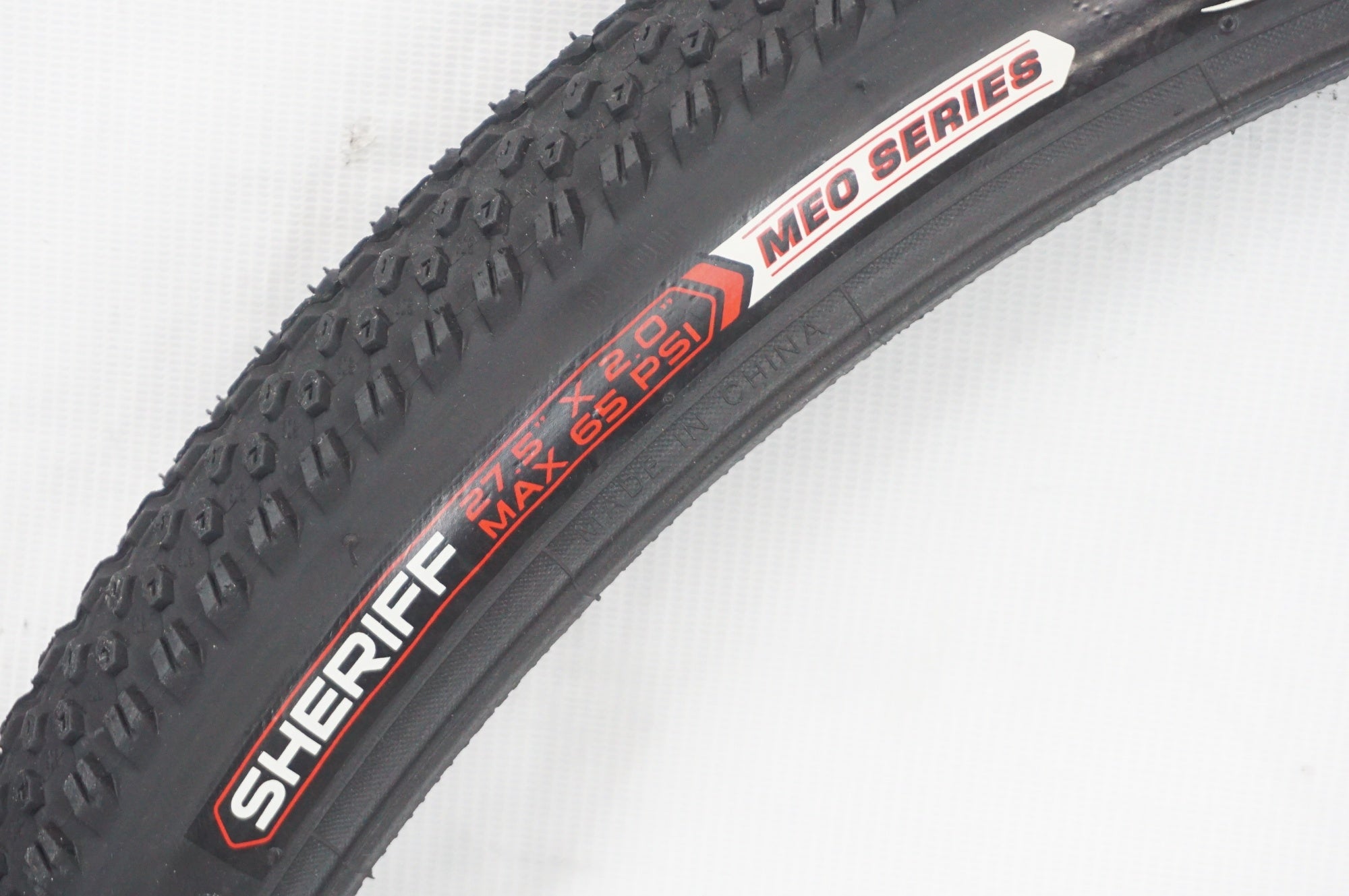 SERFAS 「サーファス」 SHERIFF MEO 27.5x2.00 タイヤセット / 阪急塚口店