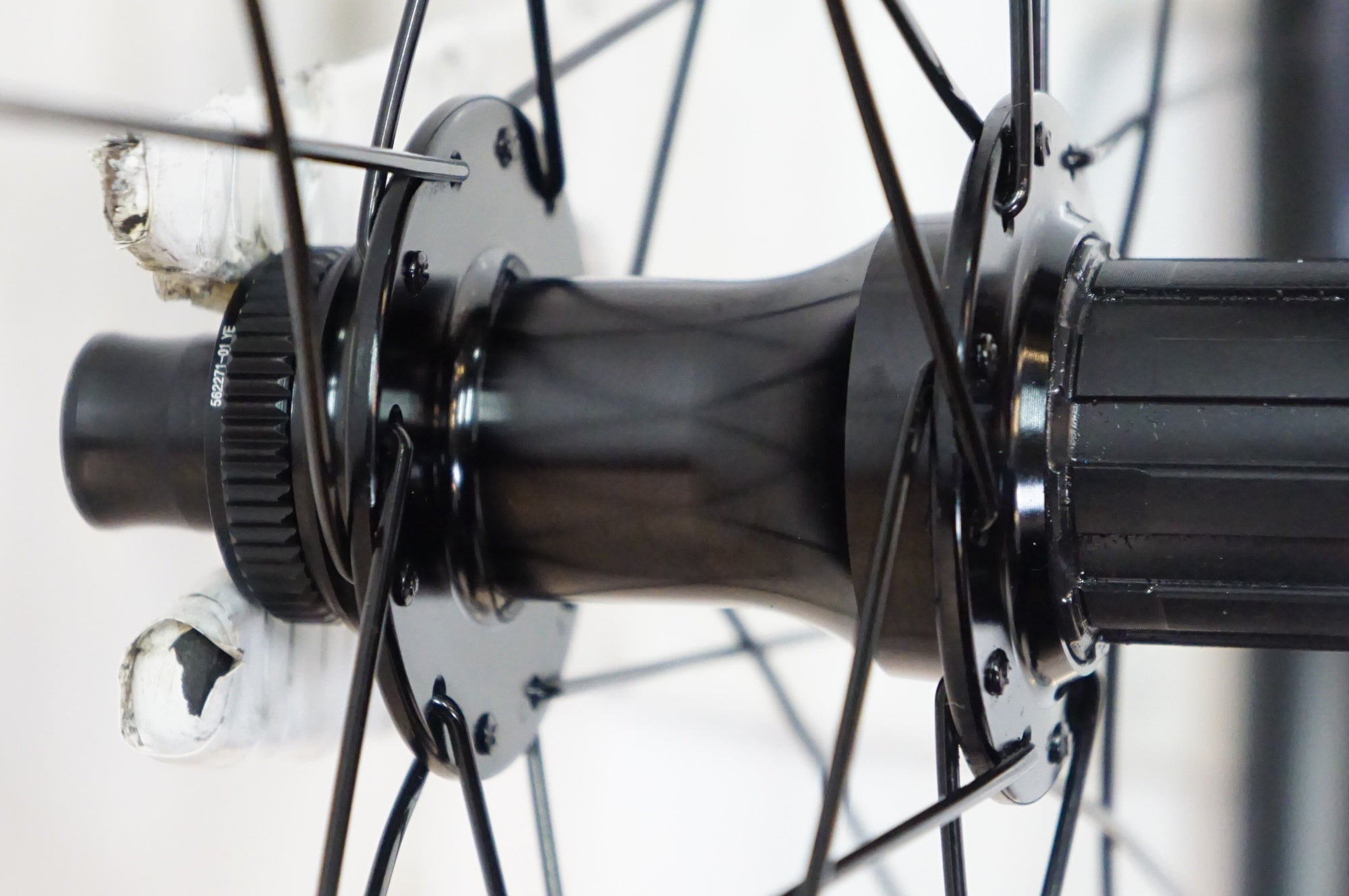 BONTRAGER 「ボントレガー」 PARADIGM TLR23 DISC シマノ11/12速