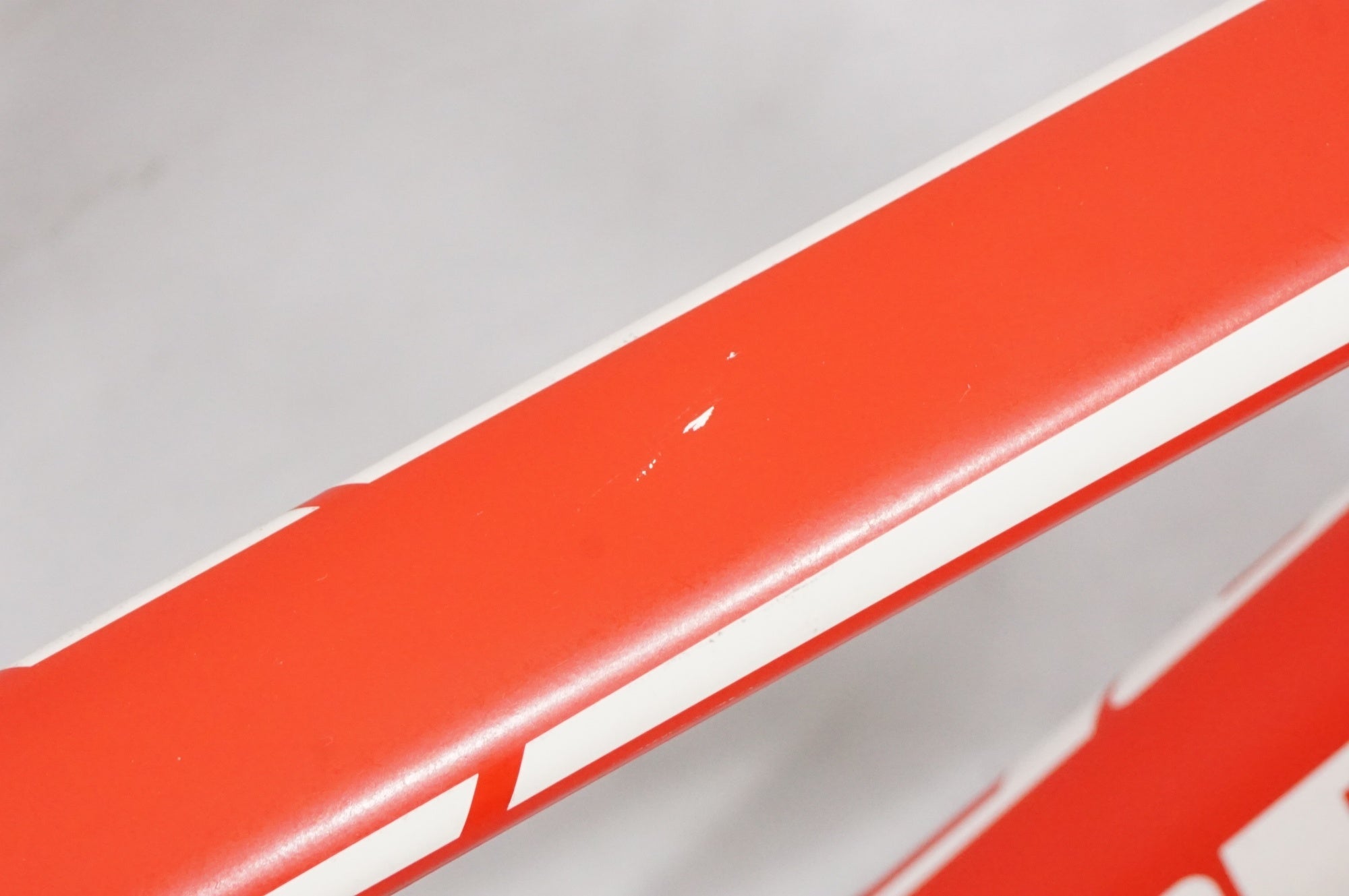 TREK 「トレック」 EMONDA ALR 5 2016年モデル ロードバイク / AKIBA店