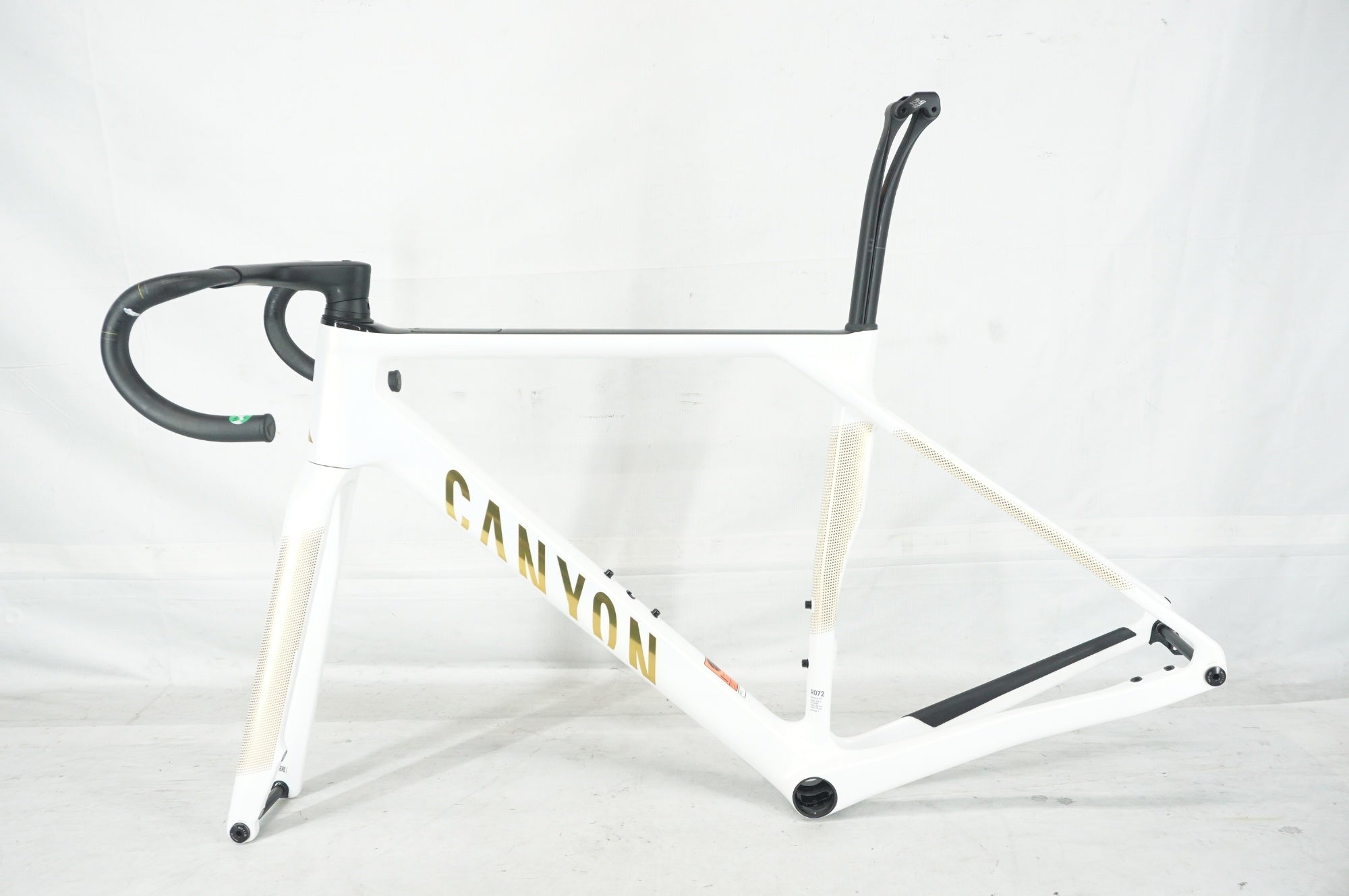 Canyon Endurace CFR xsサイズ　フレームセット　新品未使用品 Canyon Endurace CFR xsサイズ フレームセット 新品未使用品