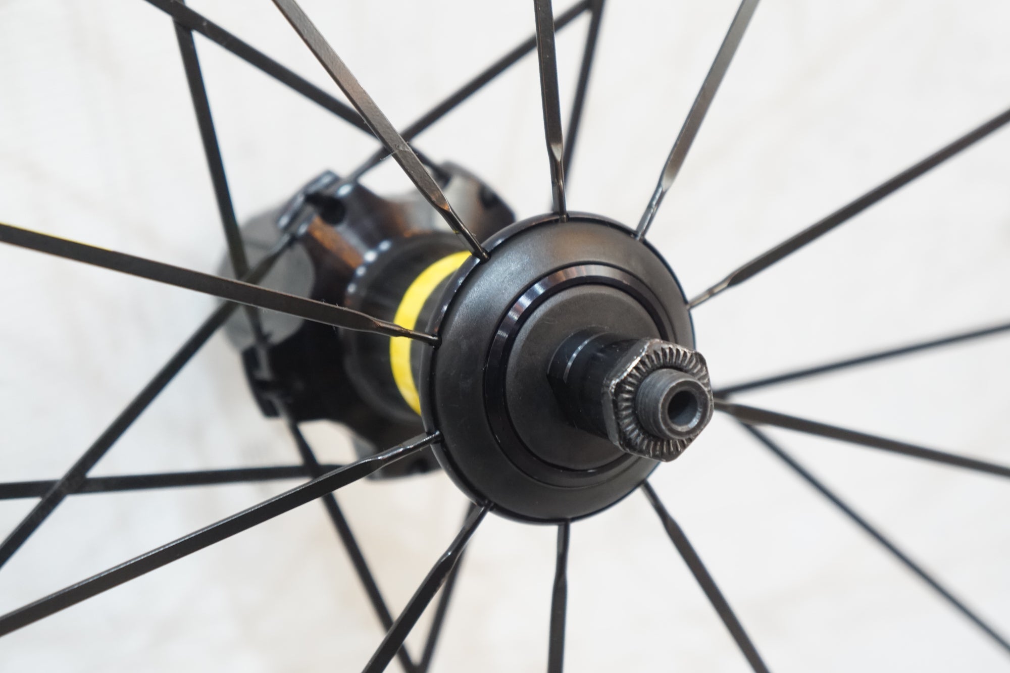 MAVIC 「マビック」 COSMIC PRO CARBON UST シマノ11速 ホイールセット / バイチャリ浦和ベース