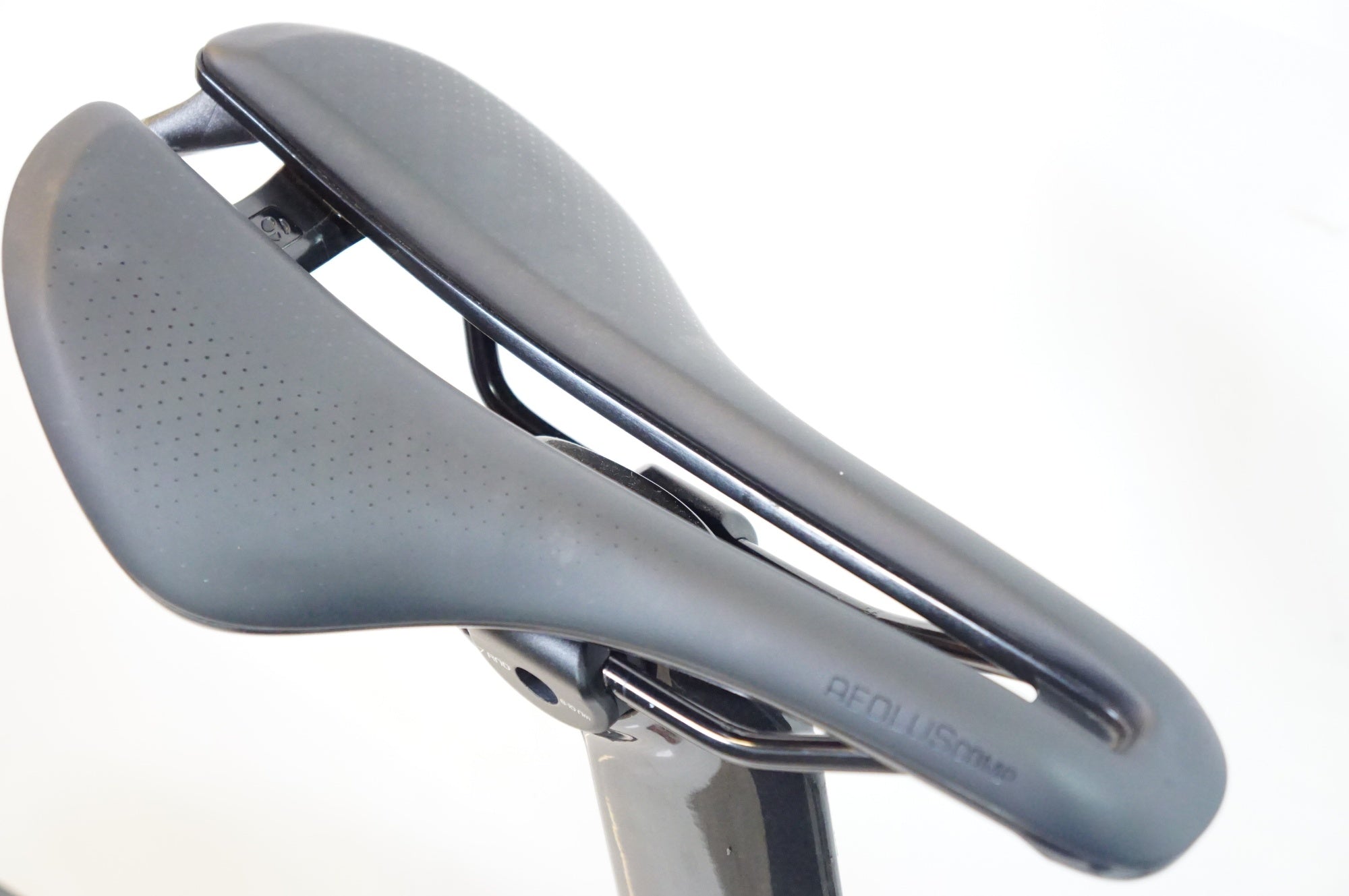 TREK 「トレック」 MADONE SL 6 Di2 (GEN 6) 2023年モデル ロードバイク / 熊谷本店