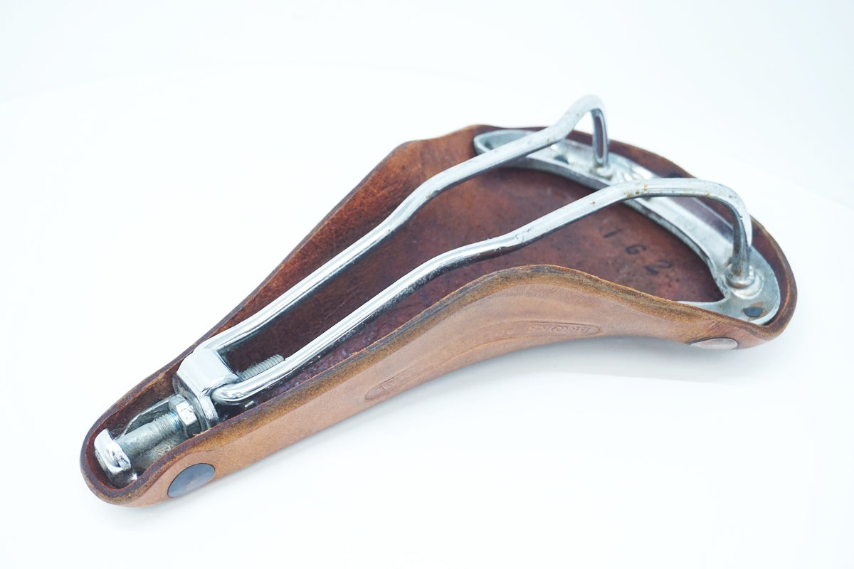 BROOKS 「ブルックス」 PROFESSIONAL サドル / 大阪美原北インター店