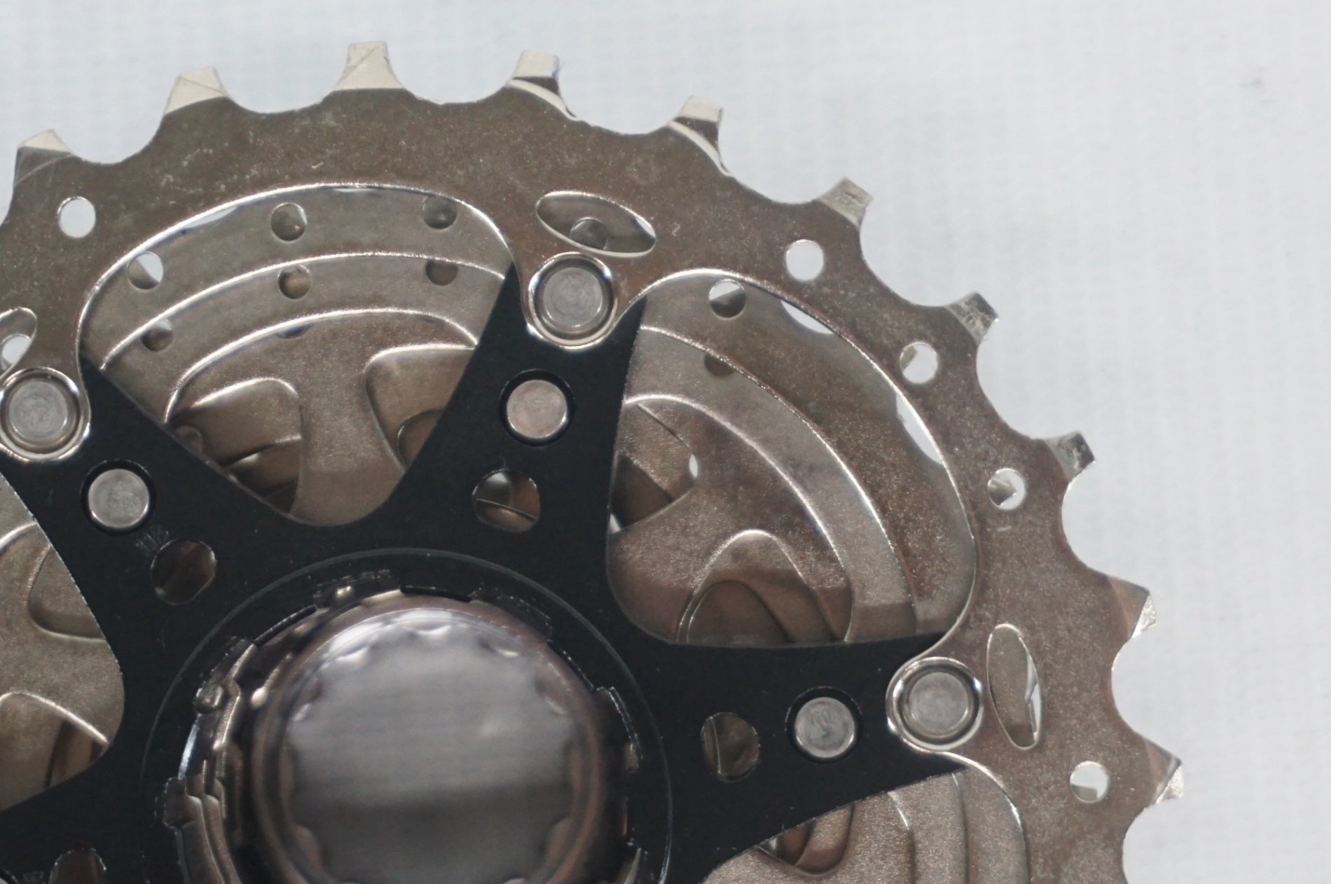 SHIMANO 「シマノ」 105 CS-R7000 11-28T スプロケット / 阪急塚口店
