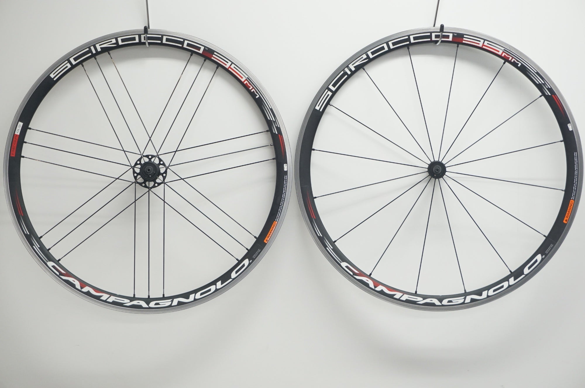 CAMPAGNOLO 「カンパニョーロ」 SCIROCCO 35 シマノ11速 ホイールセット / 福岡店