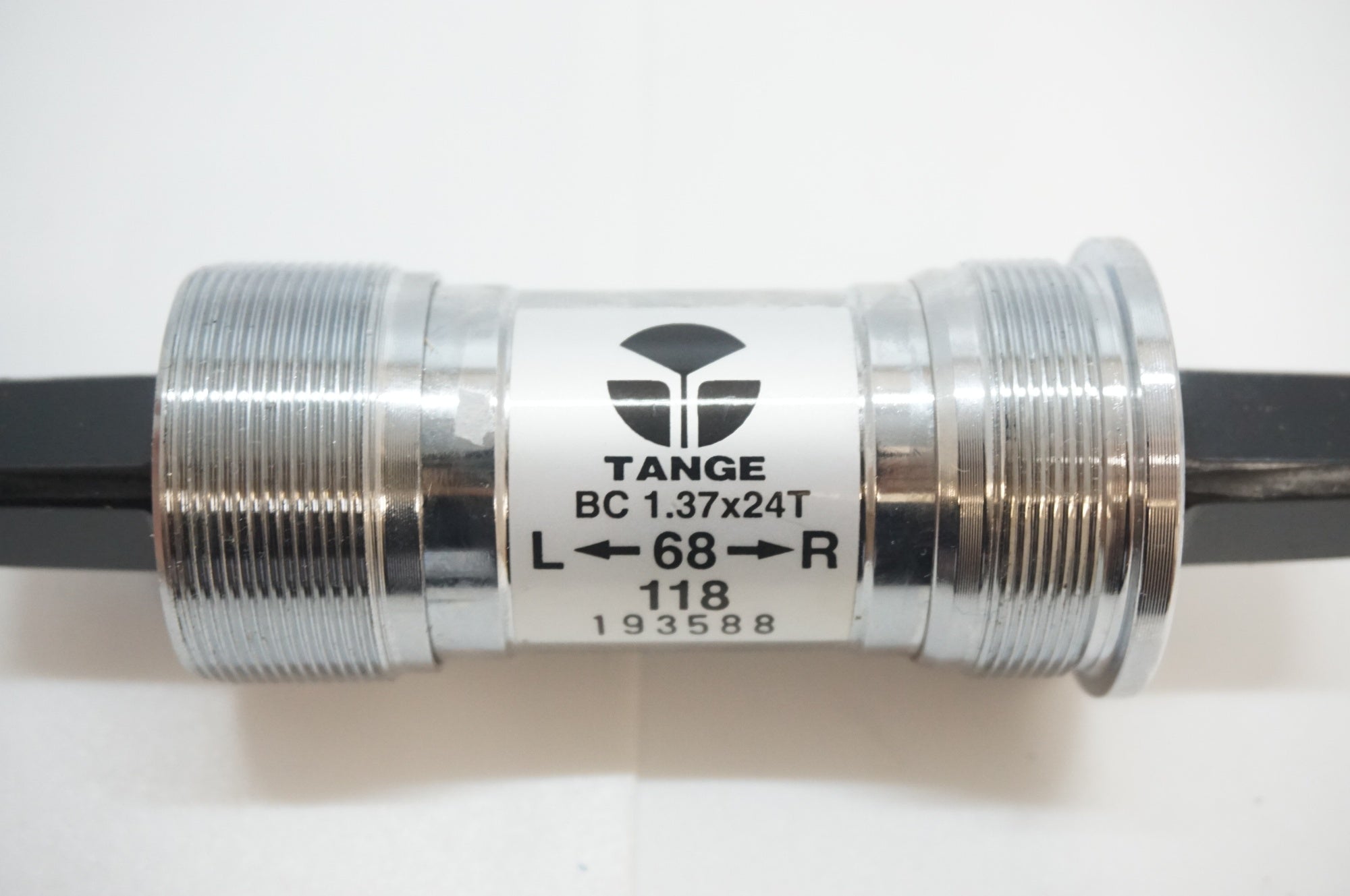 TANGE 「タンゲ」 ボトムブラケット / 福岡店