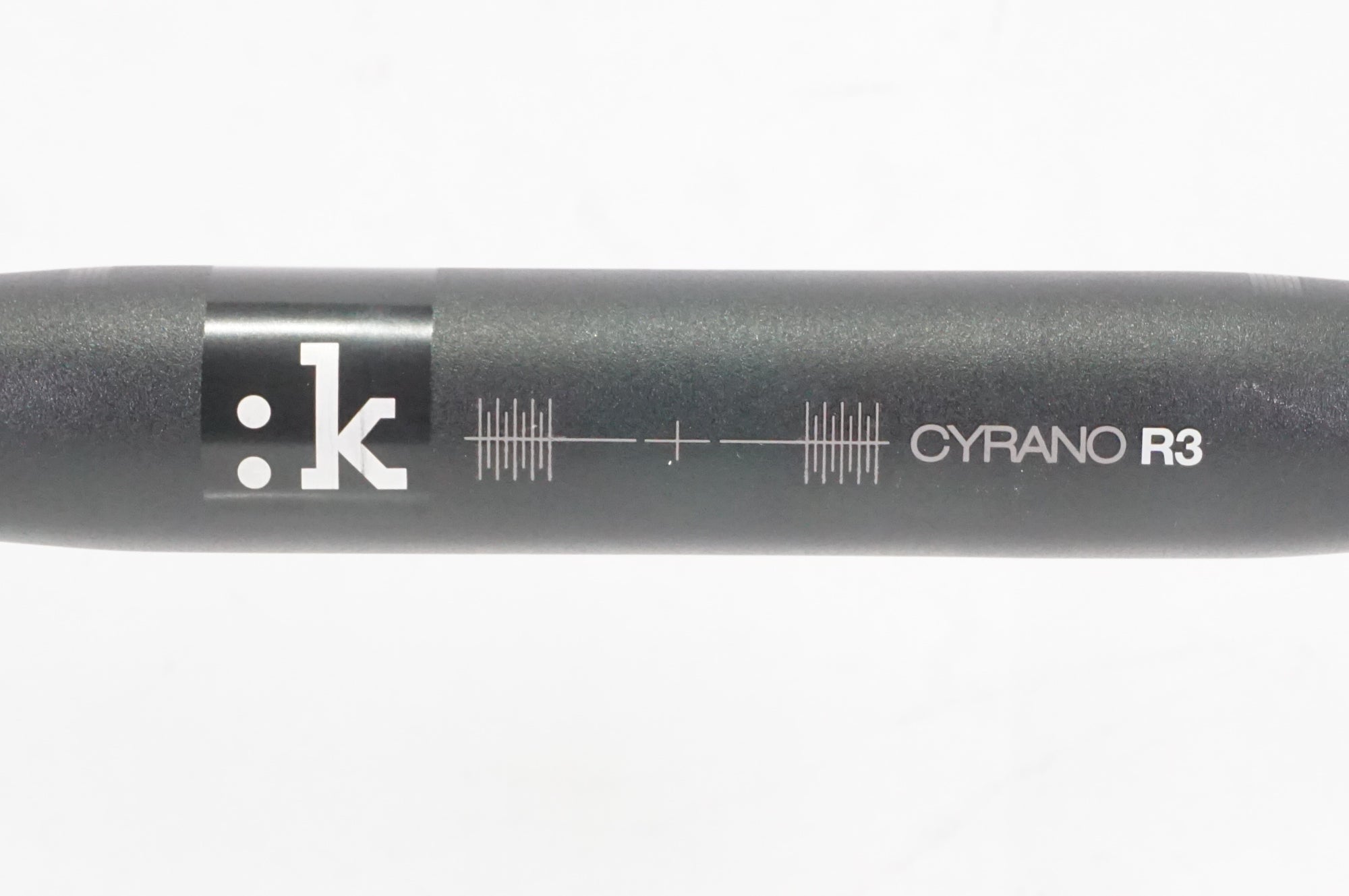 FIZIK 「フィジーク」 CYRANO R3 400mm φ31.8 ハンドル / AKIBA店