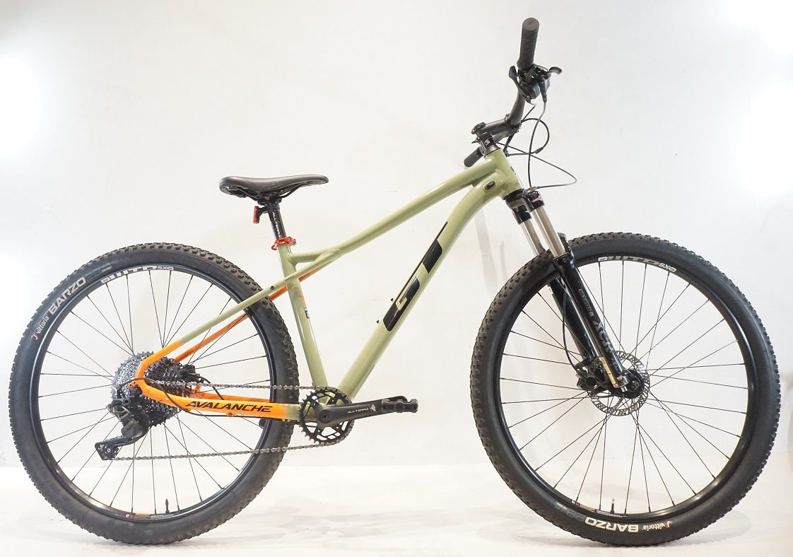 GT 「ジーティー」 AVALANCHE ELITE 2022年モデル マウンテンバイク / 横浜戸塚店