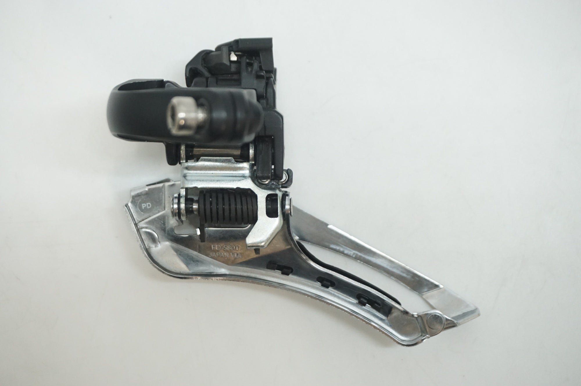 SHIMANO 「シマノ」 105 FD-5801 フロントディレイラー / 福岡店