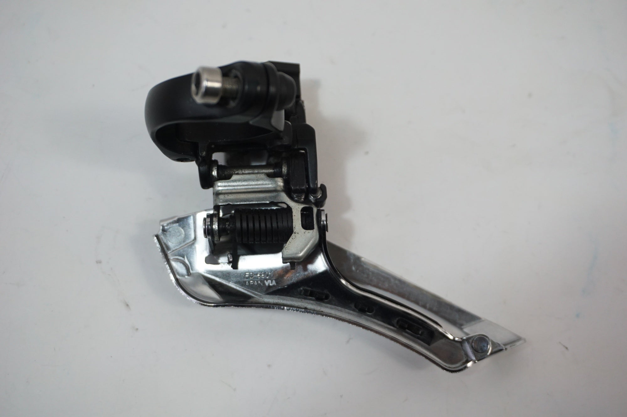SHIMANO 「シマノ」 105 FD-5801 フロントディレイラー / 世田谷店