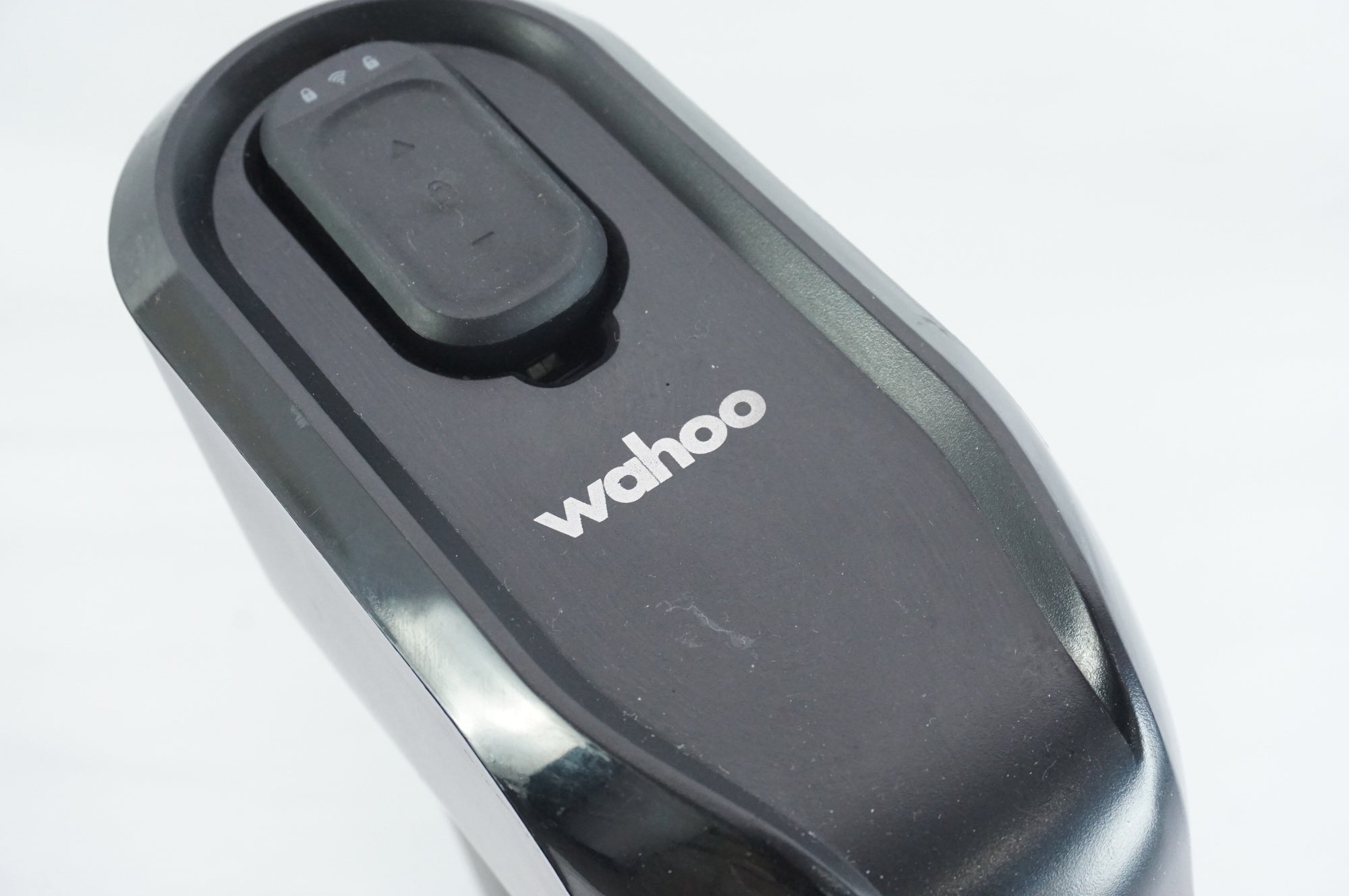 WAHOO 「ワフー」 KICKR CLIMB WF122 インドアグレードシミュレーター / 中目黒店