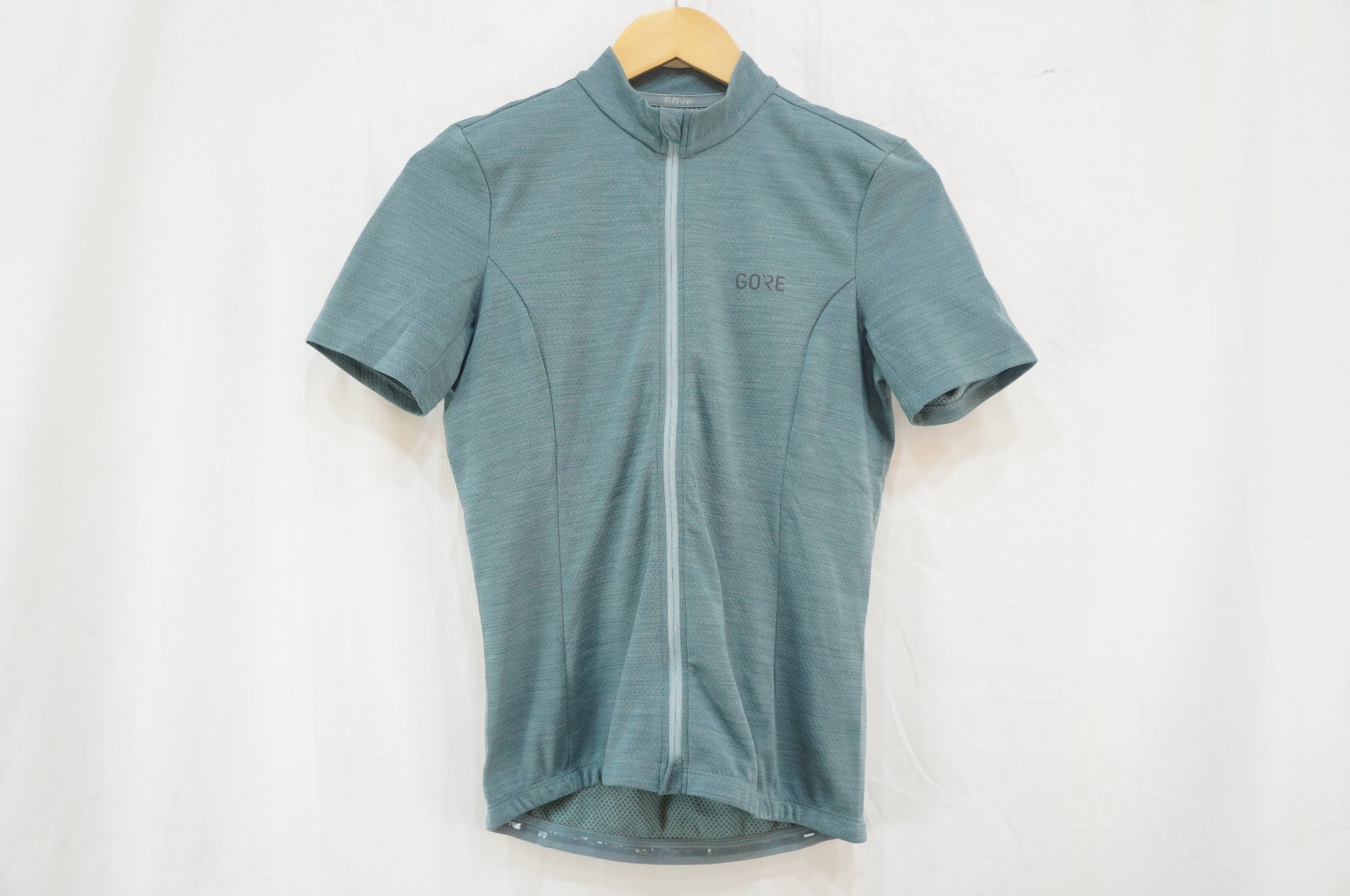 GORE 「ゴア」 WEAR women'sLサイズ 半袖ジャージ / バイチャリ浦和ベース