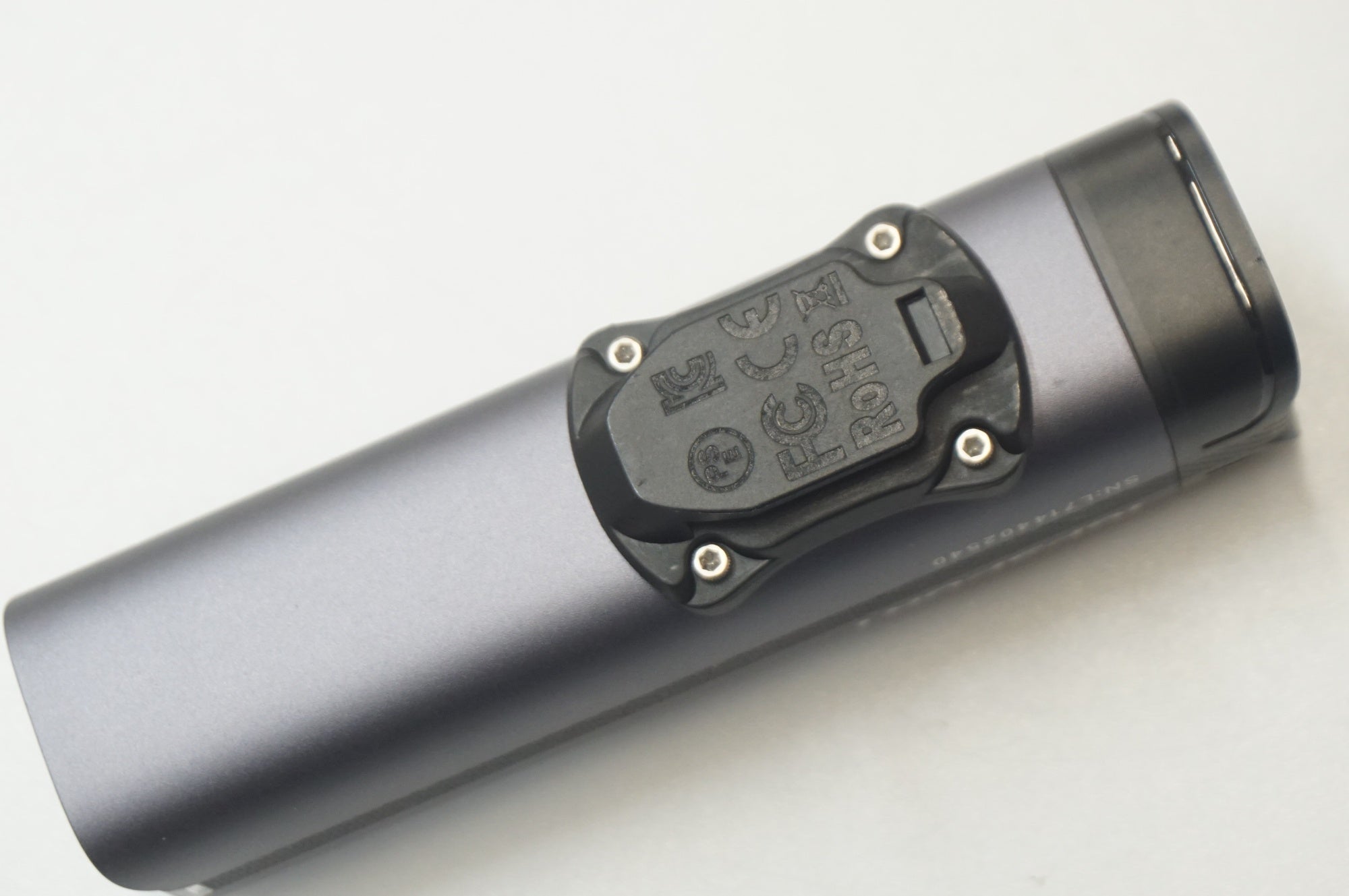 IGPSPORT 「アイジーピースポーツ」 VS800S フロントライト / 福岡店