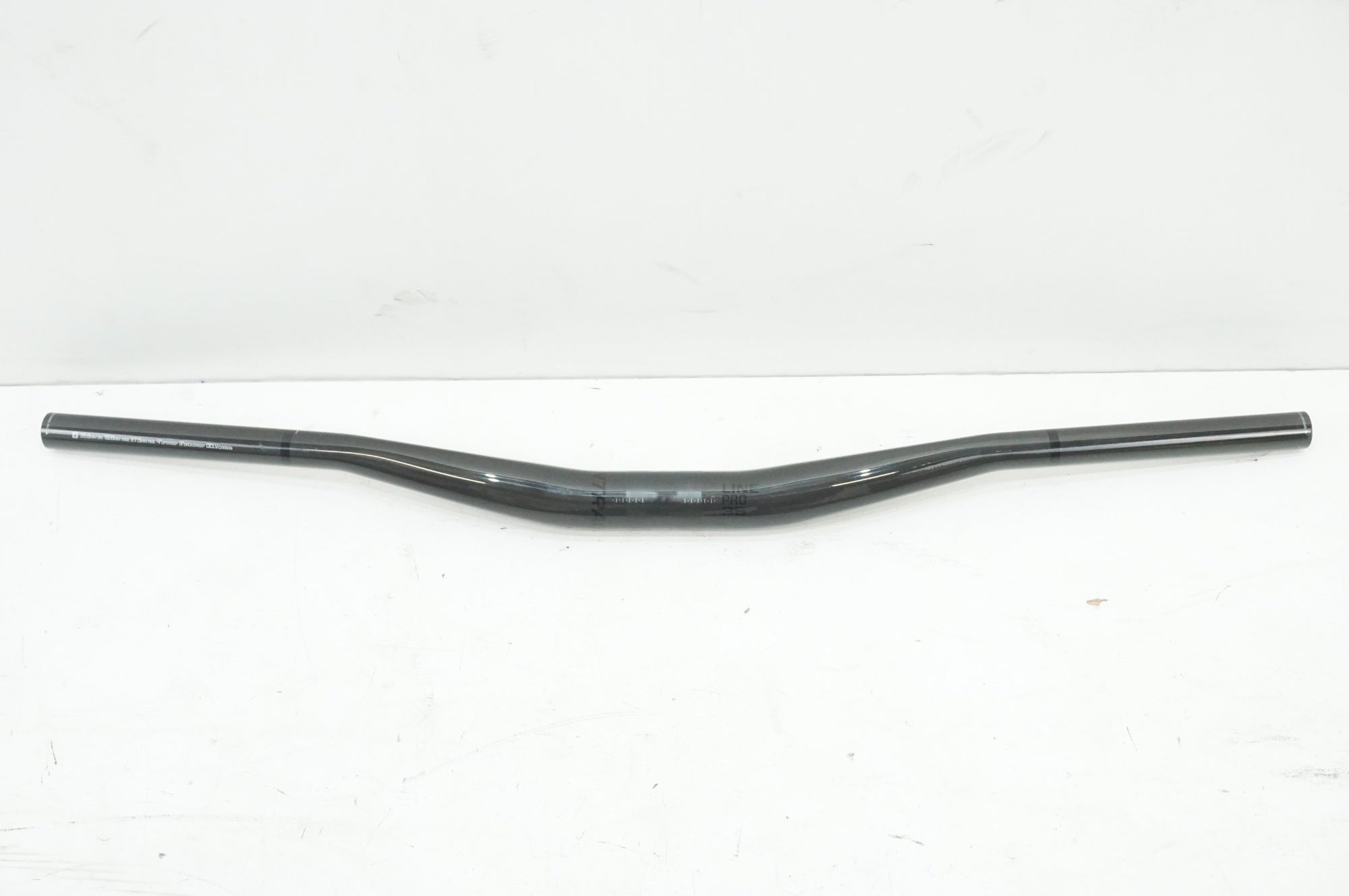 BONTRAGER 「ボントレガー」 LINE PRO 35 φ35.0 740mm ハンドル / 大宮店