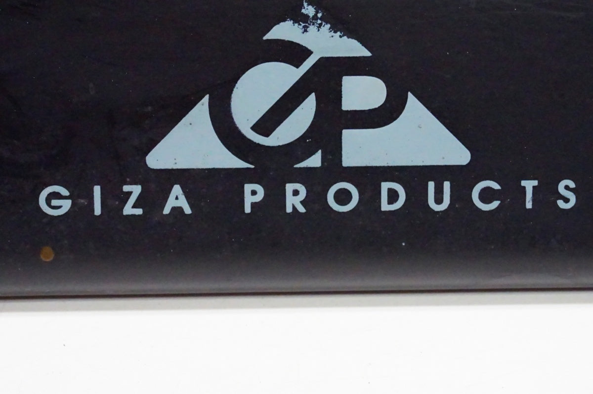 GIZA 「ジザ」 PRODUCTS ディスプレイスタンド / 名古屋大須店