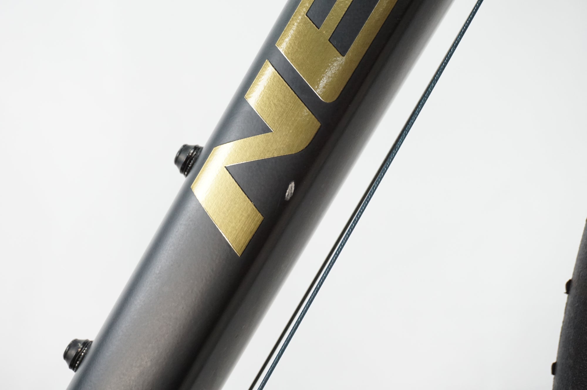 NESTO 「ネスト」 FALAD PRO 2022年モデル ロードバイク/ 川越店