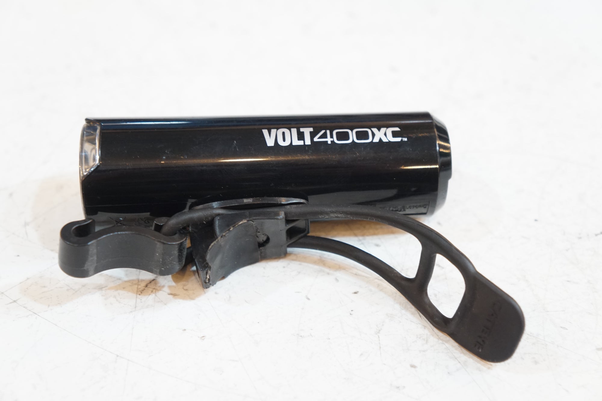 CATEYE 「キャットアイ」 VOLT400XC フロントライト / バイチャリ浦和ベース