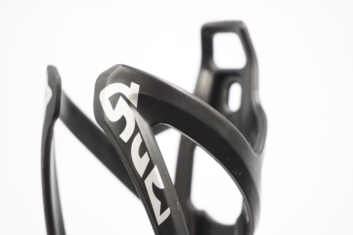 EENOUR 「イーノウ」 ボトルケージ / 奈良店