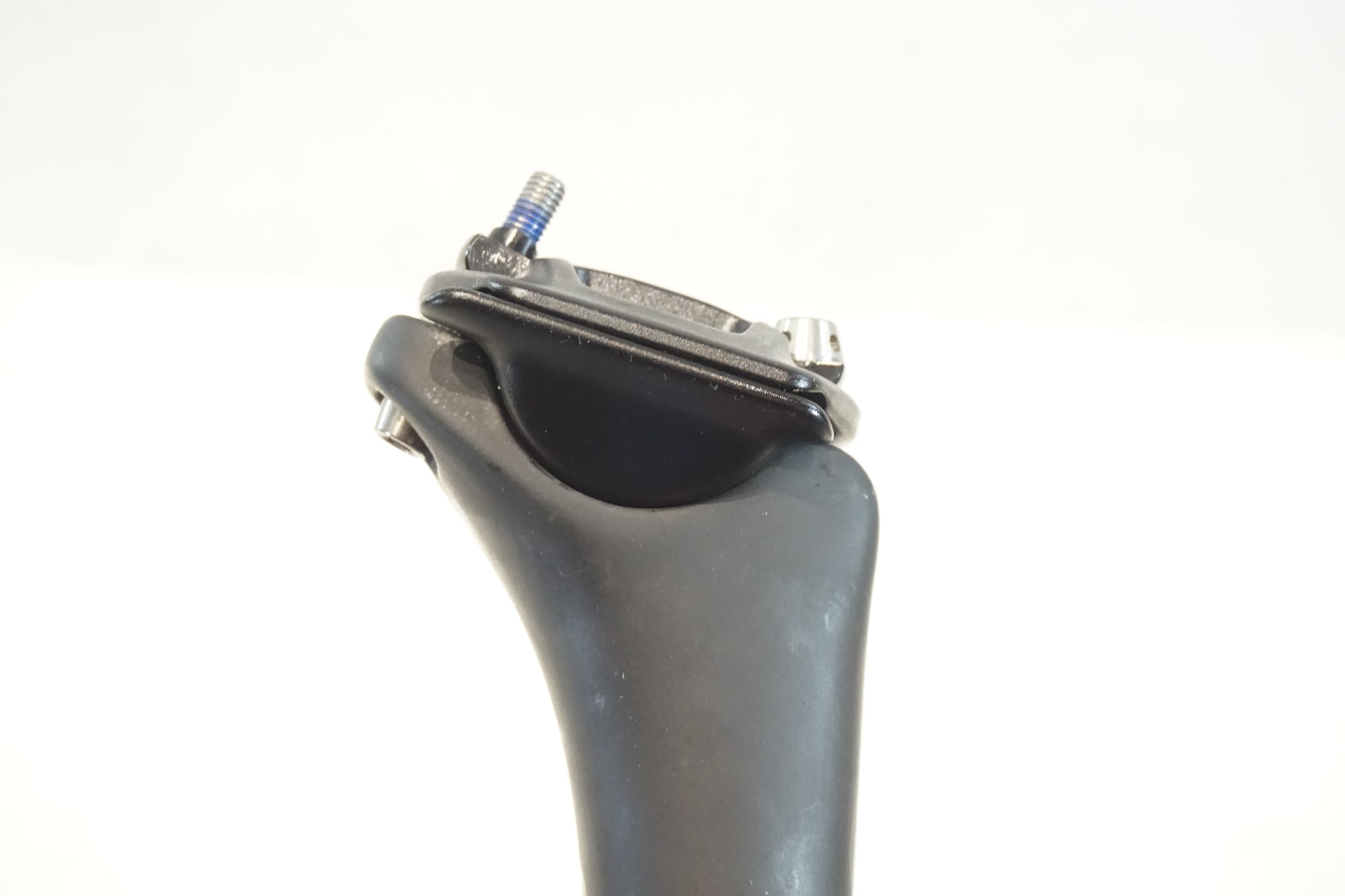 ROVAL 「ロバール」 ALPINIST CARBON POST φ27.2 シートポスト