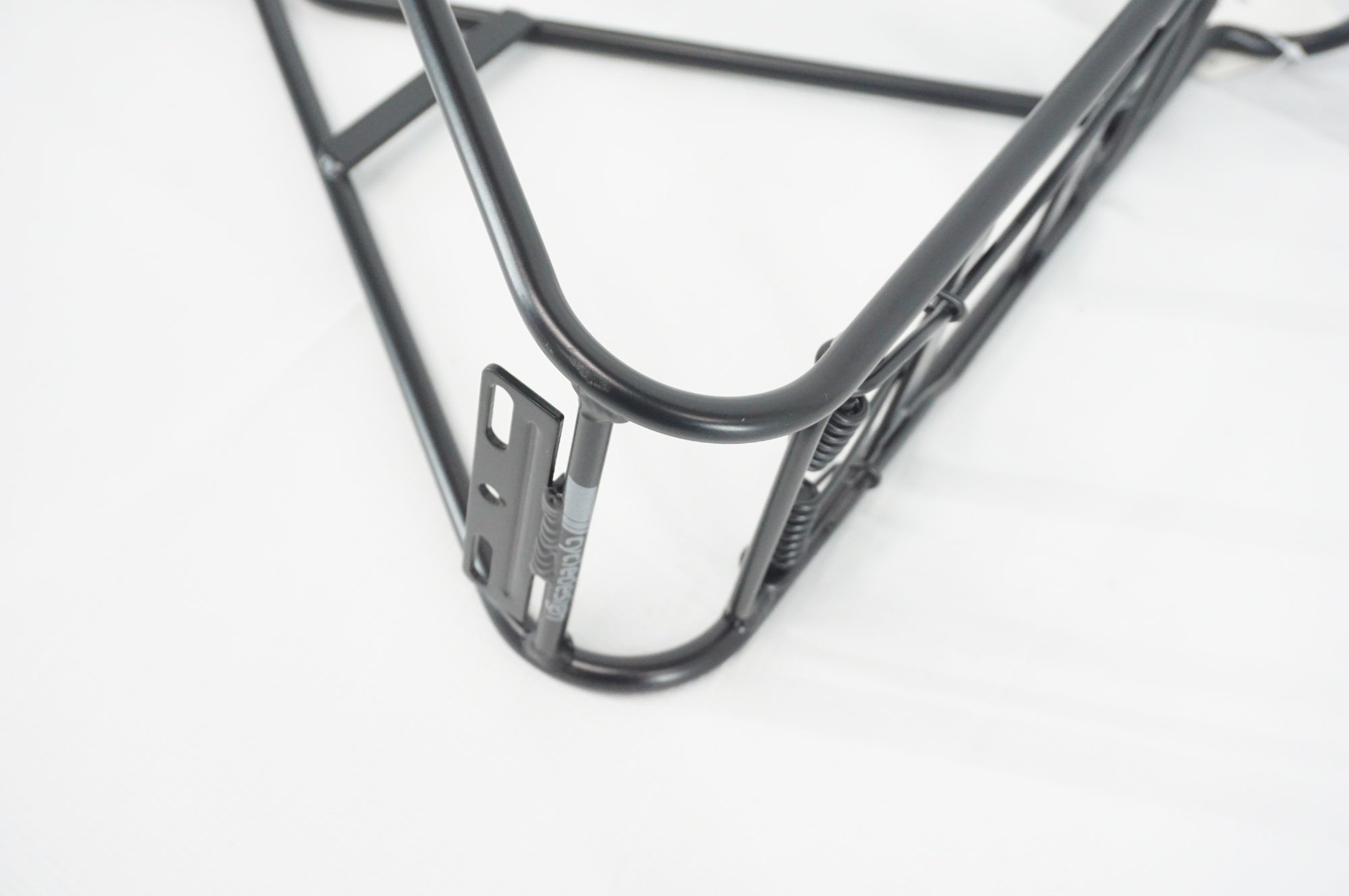 CYCLEDESIGN 「サイクルデザイン」 CD クイックリリースロック 130/135mmx700C対応 キャリア / 阪急塚口店