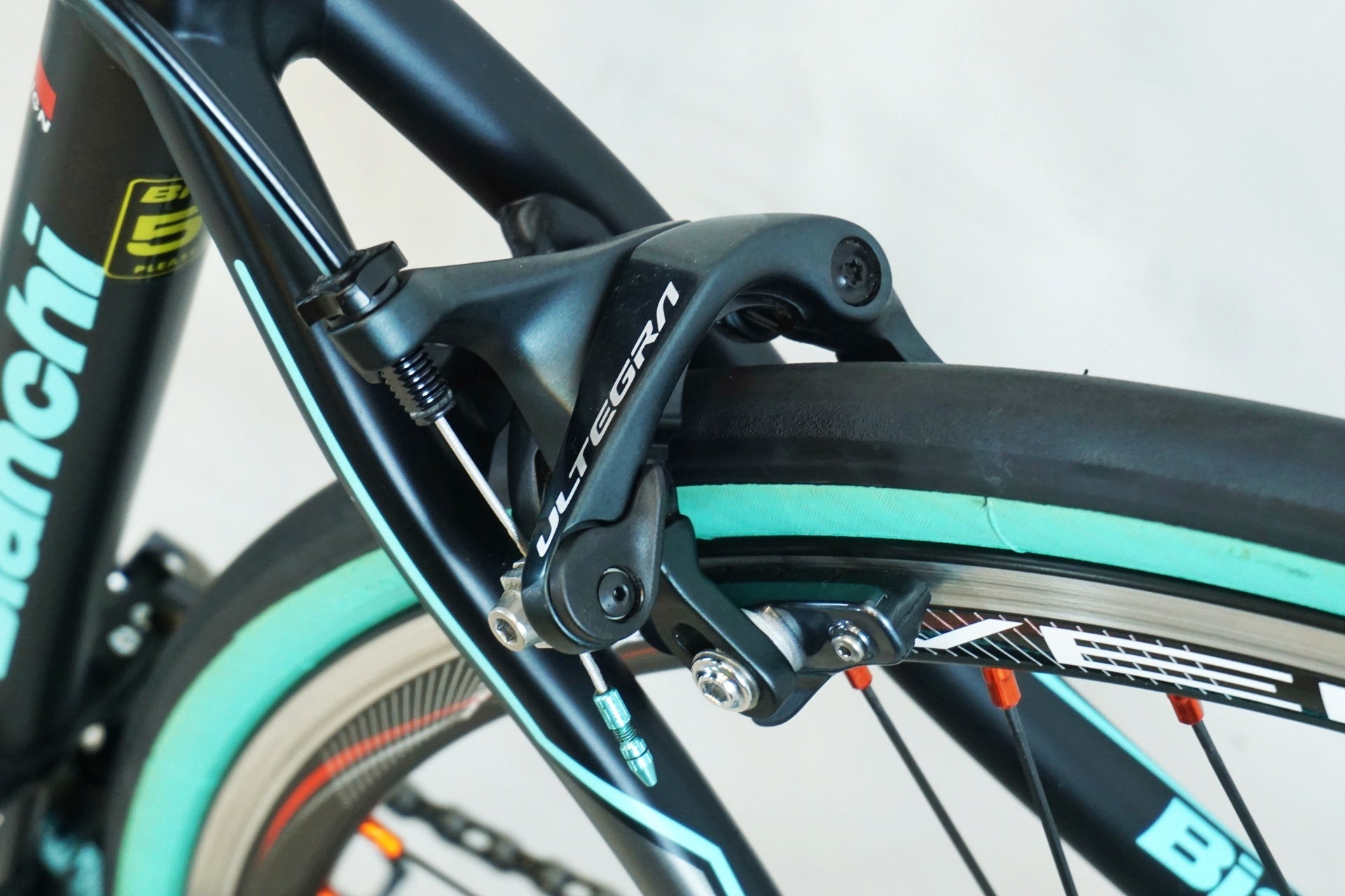 Bianchi ロードバイク SORA 付属品多め BIANCHI 「ビアンキ」 VIA NIRONE7 PRO SORA 2017年モデル ロード