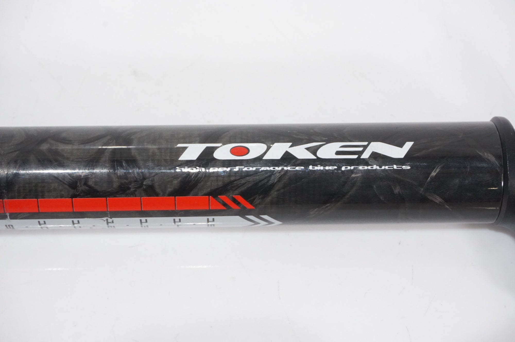 TOKEN 「トーケン」 カーボン φ31.6 約330mm シートポスト / AKIBA店