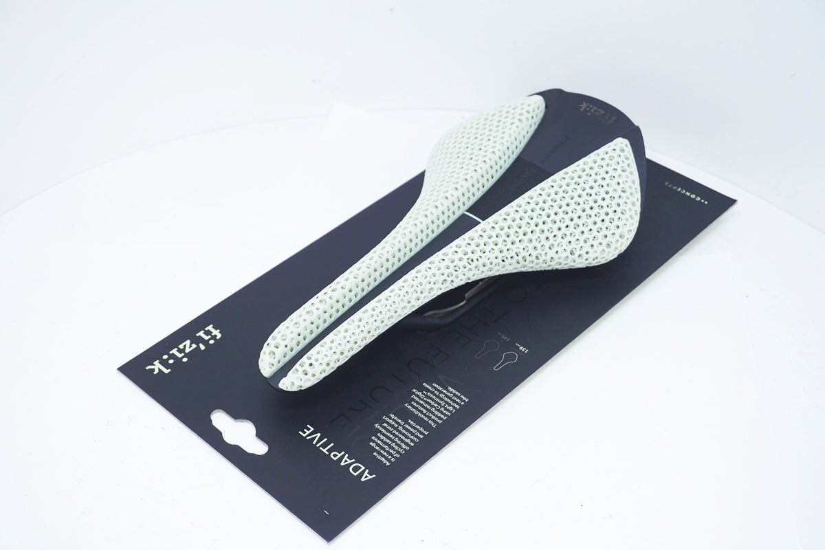 FIZIK 「フィジーク」 VERSUS EVO ADAPTIVE サドル / 大阪美原北インター店