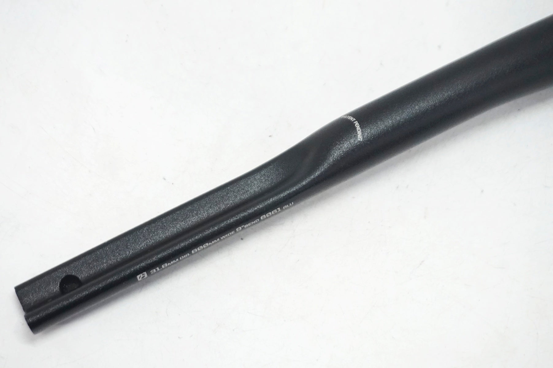 BONTRAGER 「ボントレガー」 ISOZONE Φ31.8 600mm ハンドル / 大阪門真店
