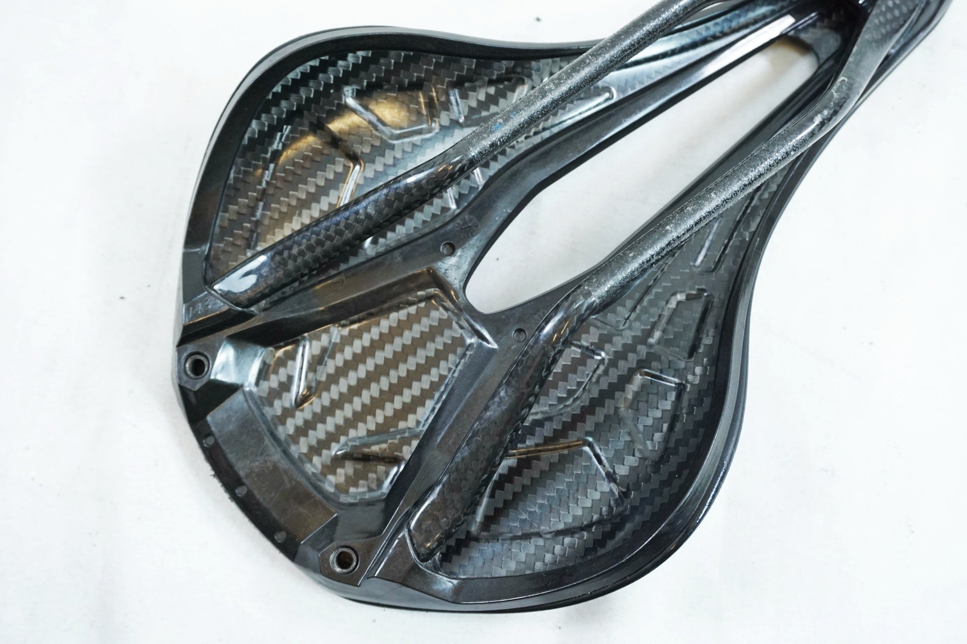 スペシャライズド S-WORKS パワーサドル カーボン 美品 SPECIALIZED 「スペシャライズド」 S-WORKS POWER CARBON SADDLE