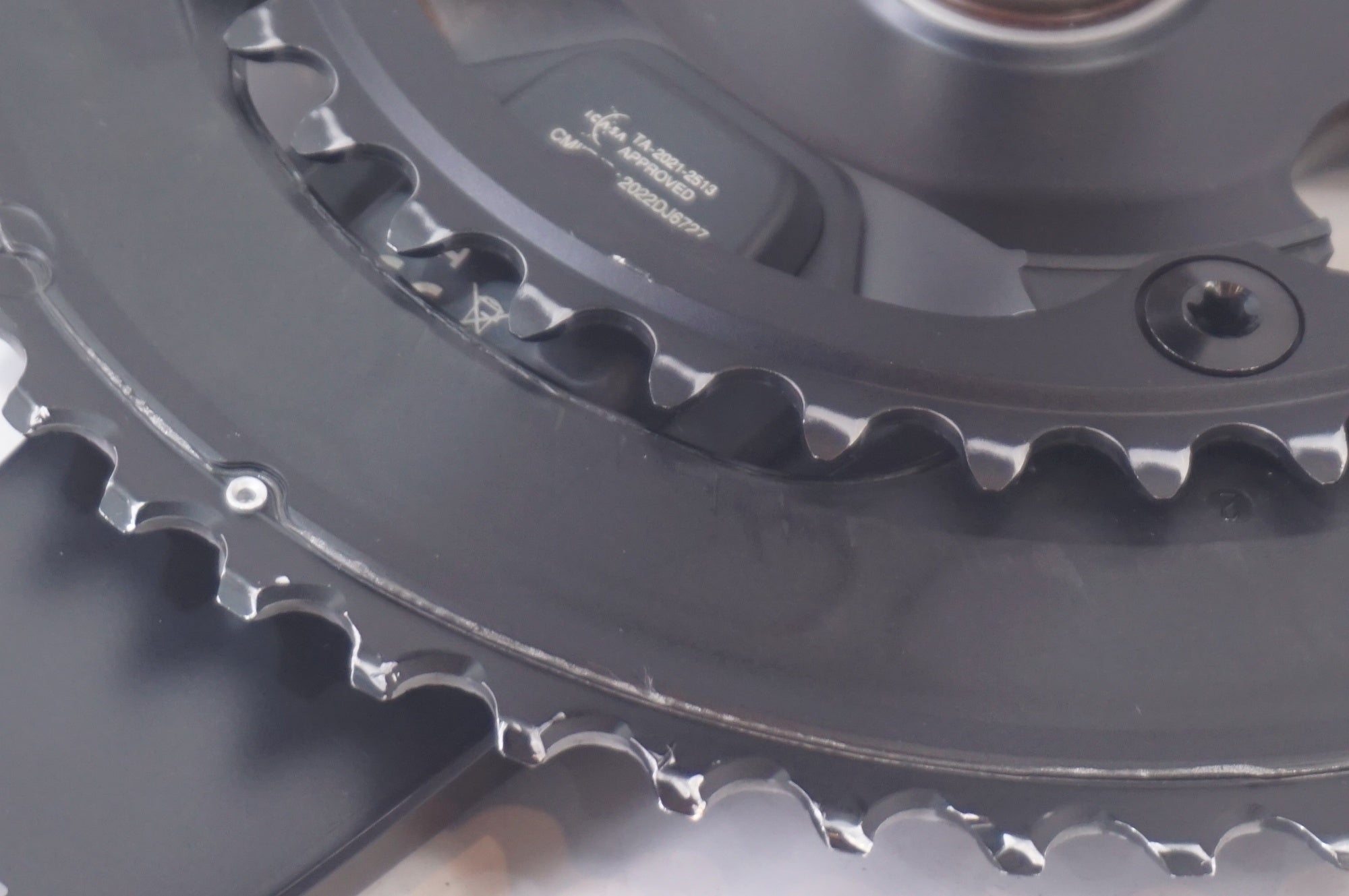 SHIMANO 「シマノ」 ULTEGRA FC-R8100-P 50-34T 165mm クランクセット