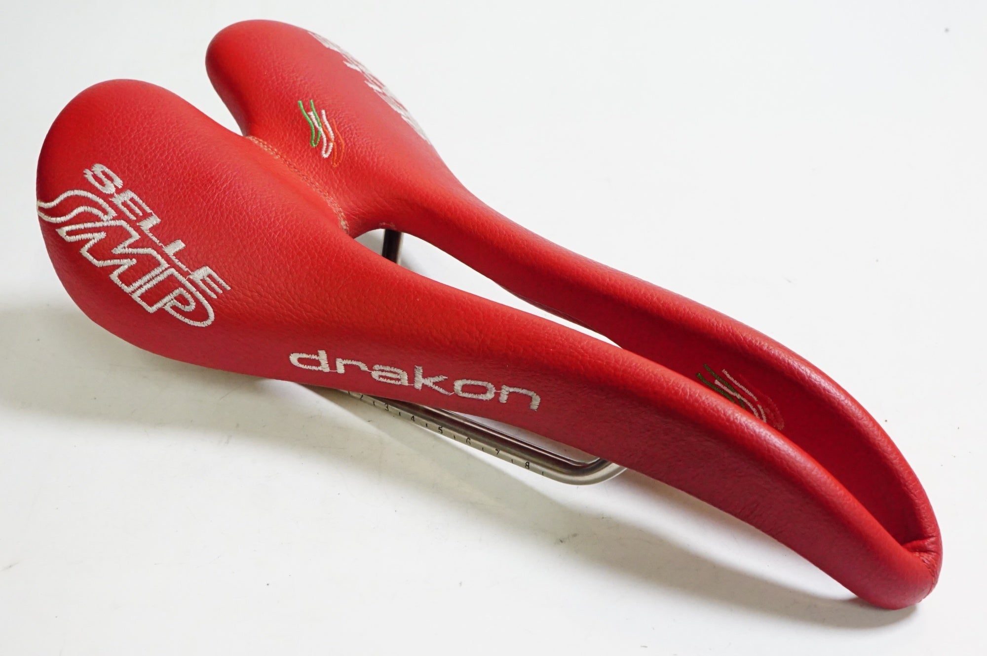 SELLE SMP 「セラ エスエムピー」 DRAKON サドル / 熊谷本店