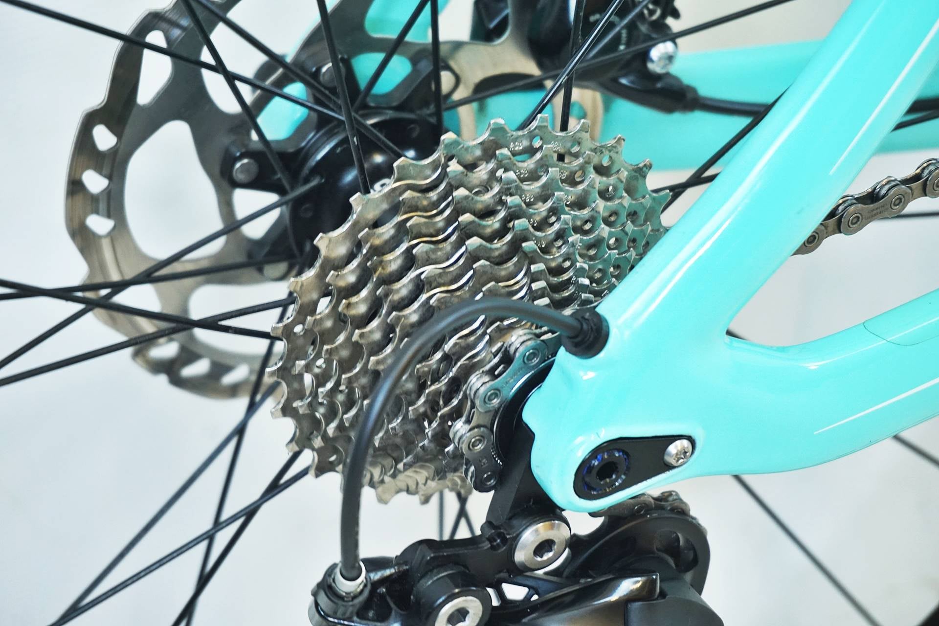 Bianchi ARIA 2020年 ディスクモデル 値下げ交渉可 BIANCHI 「ビアンキ」 ARIA DISC 105 2020年モデル ロードバイク