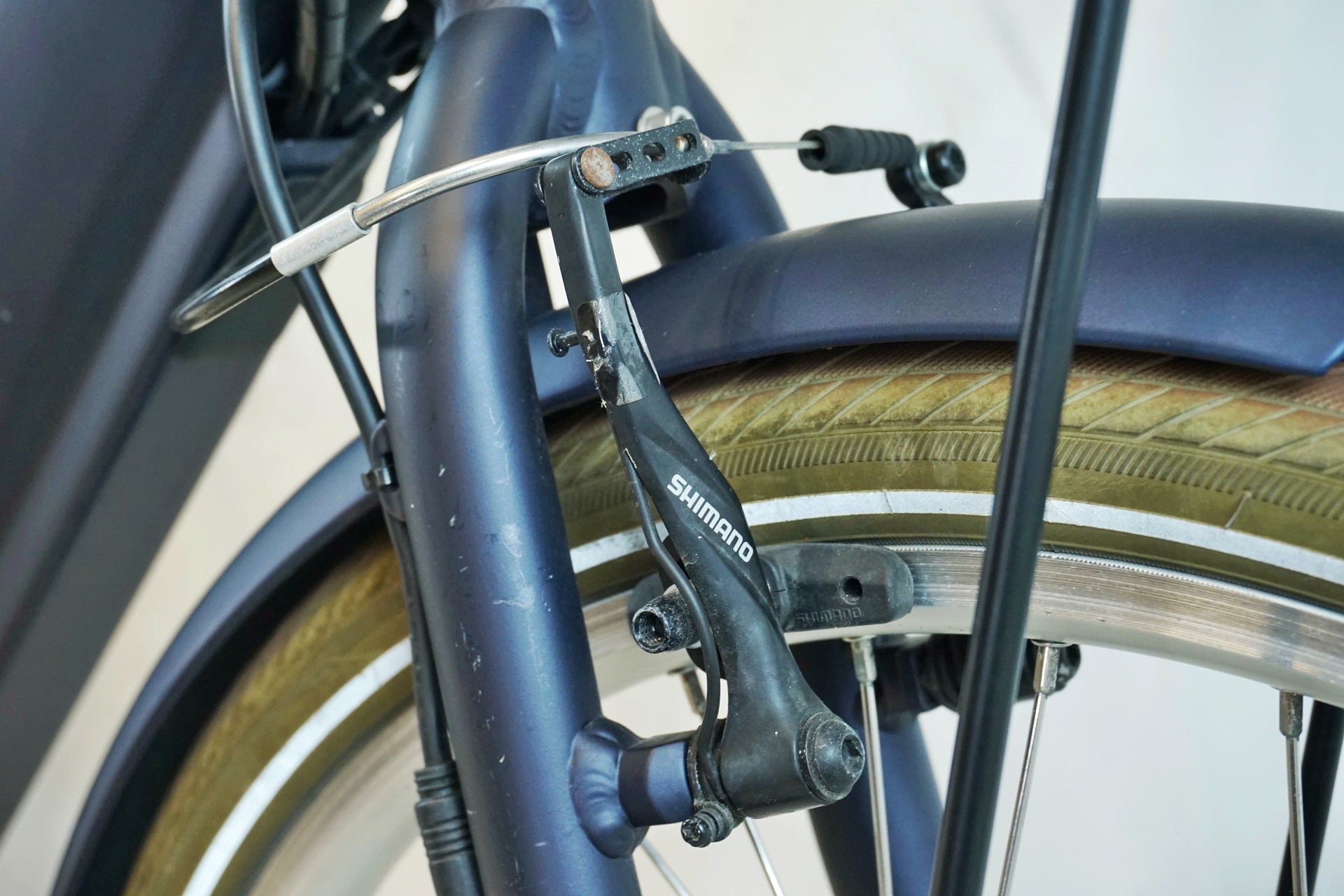 BESV 「ベスビー」 CF1 LENA 2019年モデル 電動アシスト自転車 / 有明ガーデン店
