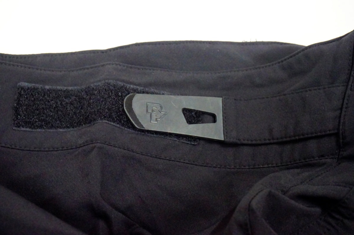 RACEFACE 「レースフェイス」 L/Gサイズ パンツ / 名古屋大須店