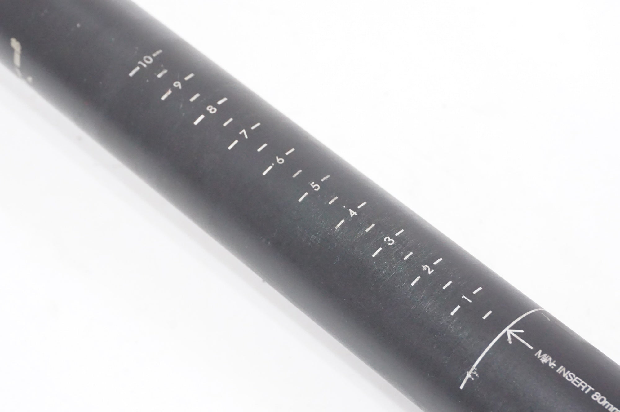 FIZIK 「フィジーク」 CYRANO R5 31.6φ 330mm シートポスト / AKIBA店