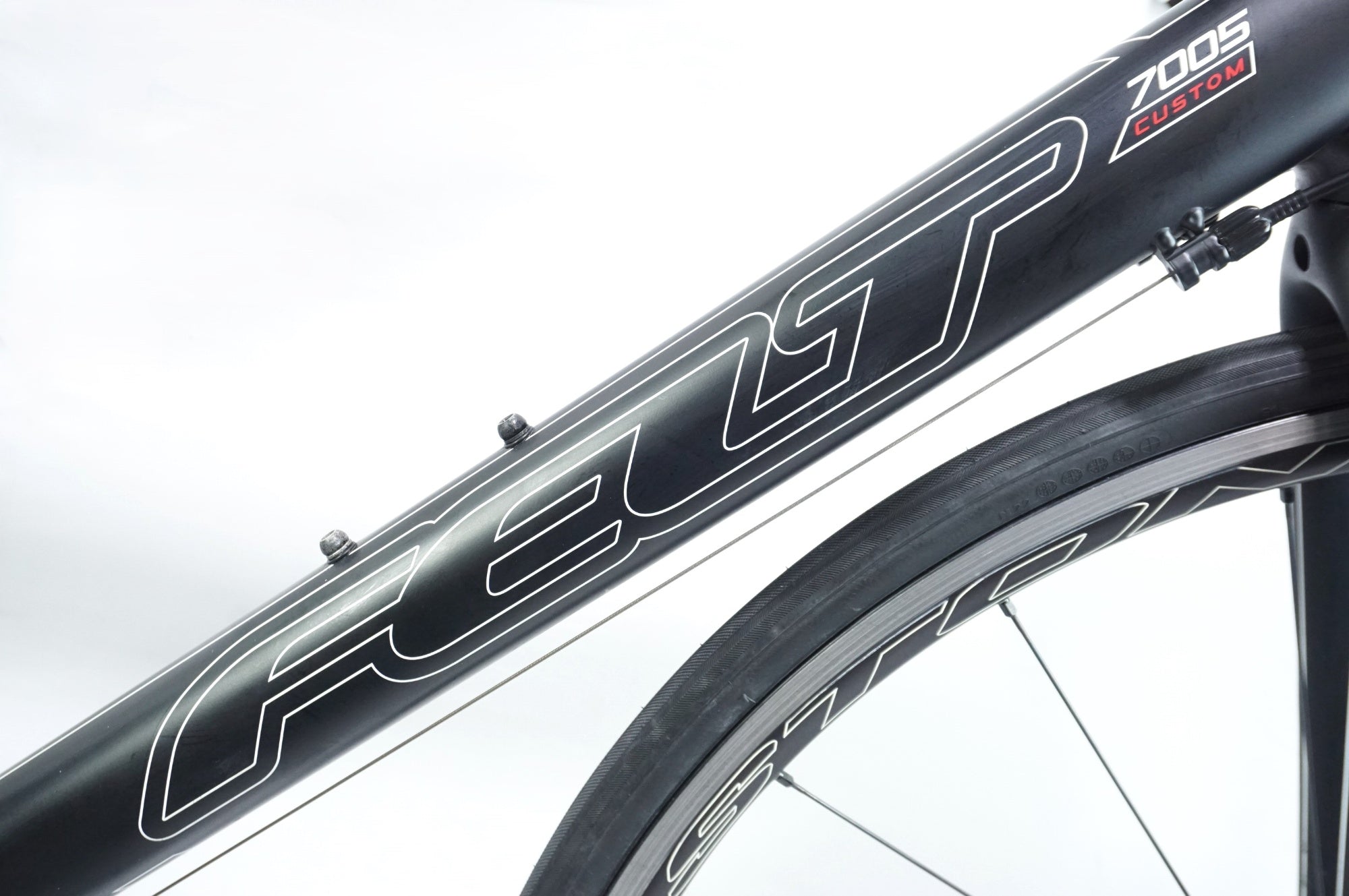 FELT 「フェルト」 F75 2013年モデル ロードバイク / 中目黒店