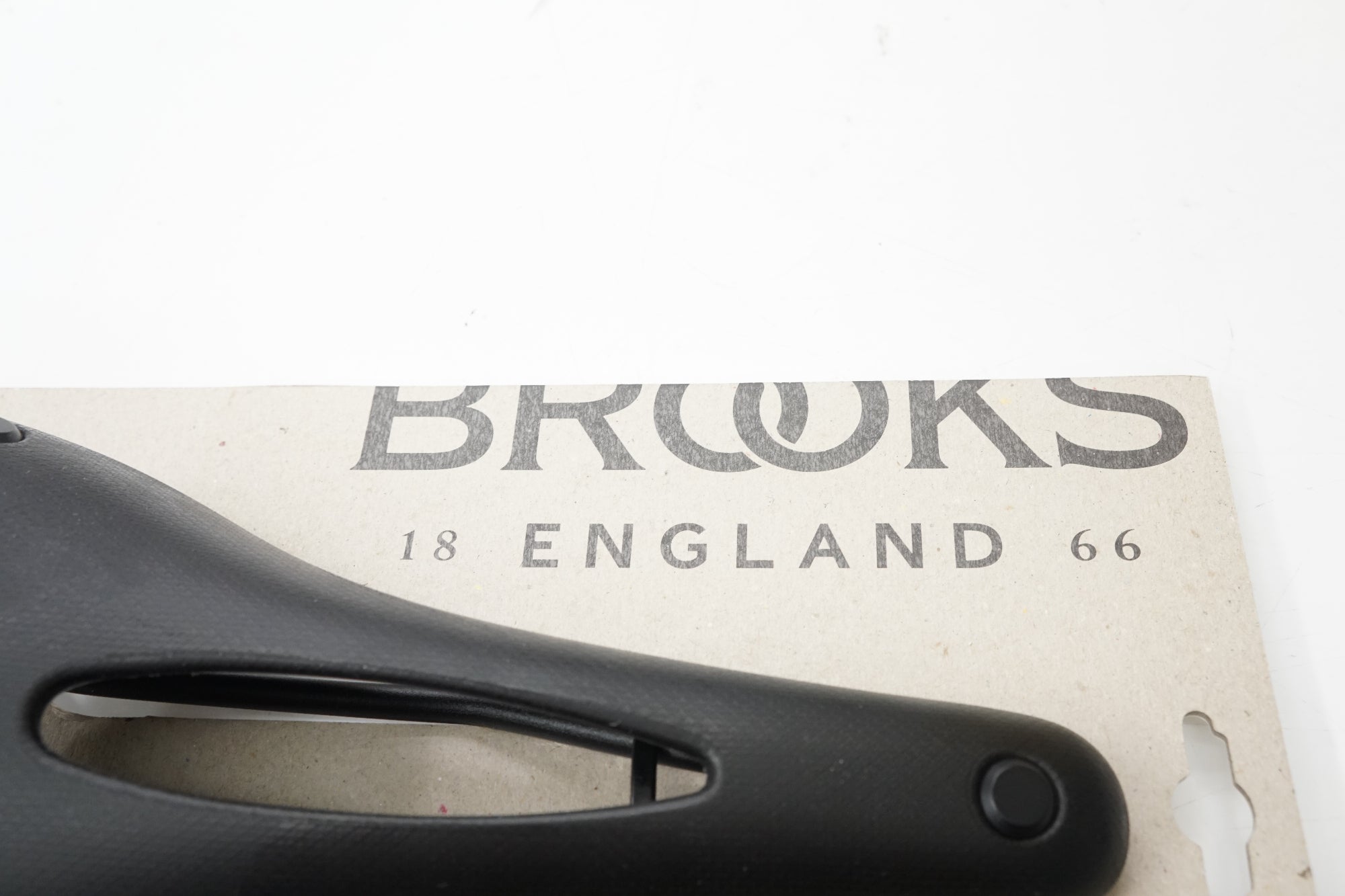 BROOKS 「ブルックス」 CAMBIUM C15 CARVED サドル / バイチャリ浦和ベース