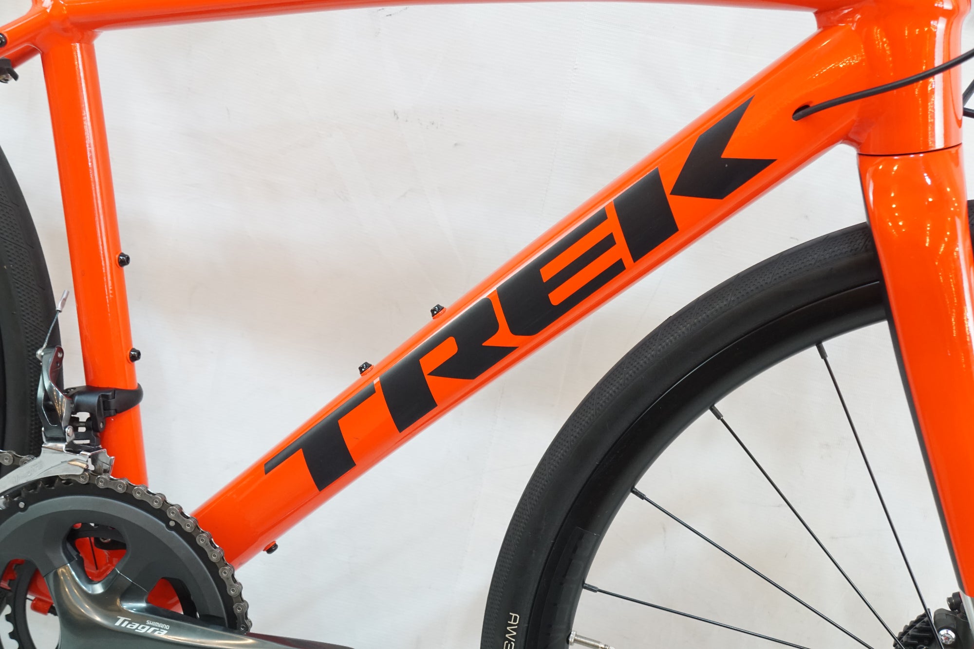 TREK 「トレック」 DOMANE AL4 DISC 2022年モデル ロードバイク / バイチャリ浦和ベース