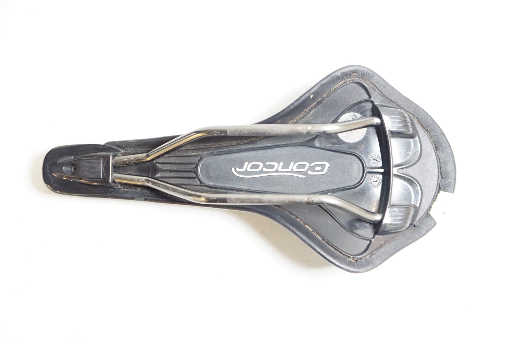 SAN MARCO 「サンマルコ」 CONCOR TEAM サドル / 熊谷本店