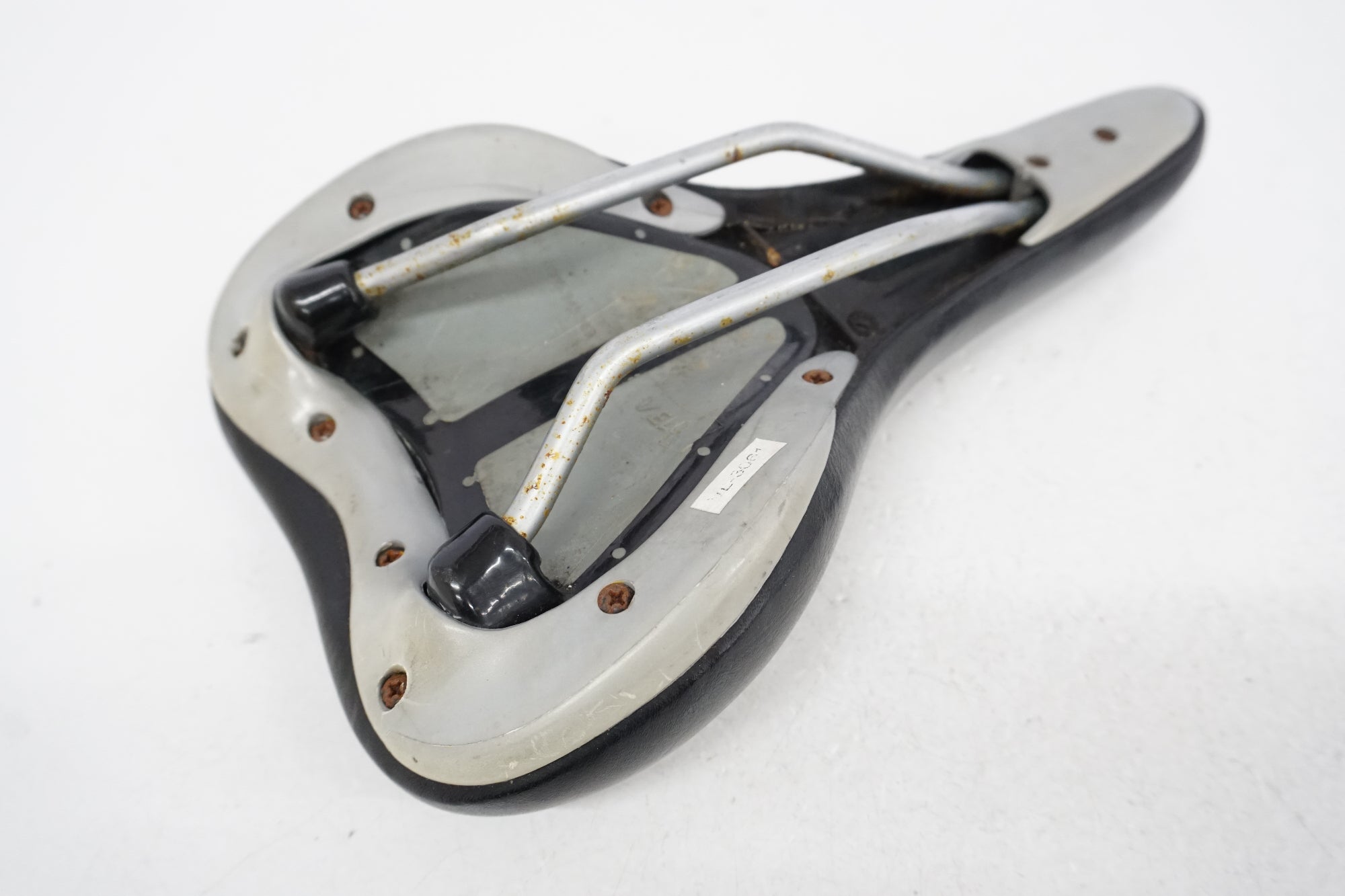 VELO 「ベロ」 サドル / 浜松店