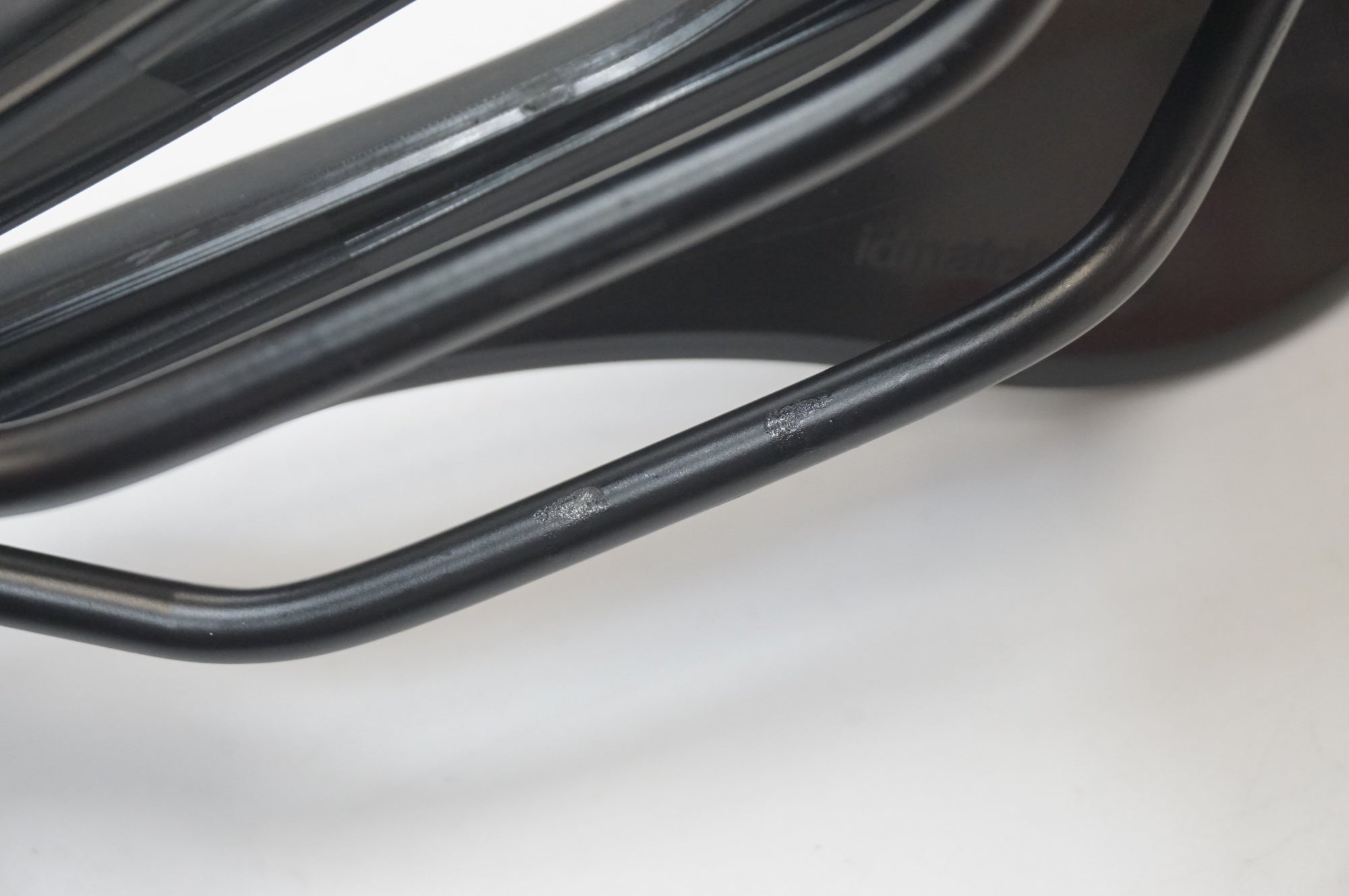 SELLE ITALIA 「セライタリア」 NOVUS BOOST EVO サドル / 福岡店