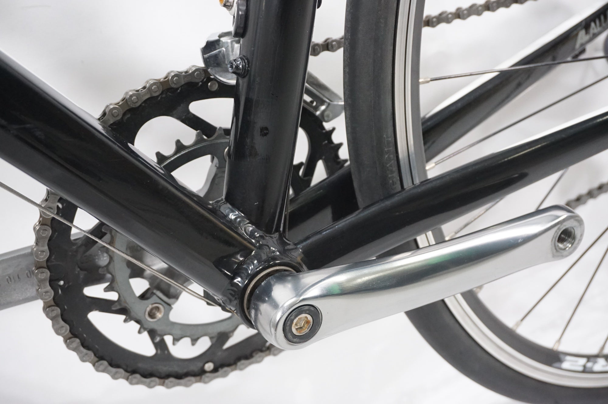 GIANT 「ジャイアント」 DEFY4 2015年モデル ロードバイク / AKIBA店