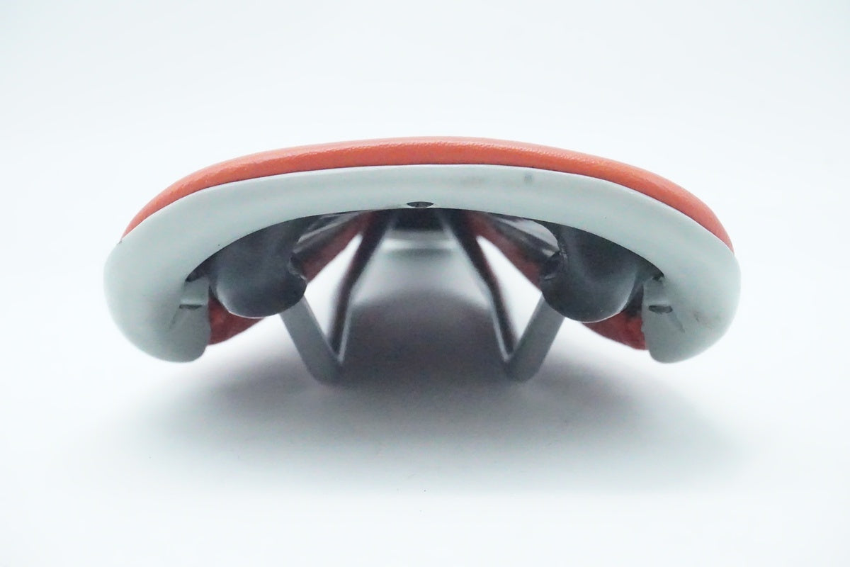 FUJI「フジ」 VELO サドル/ 京都西院店