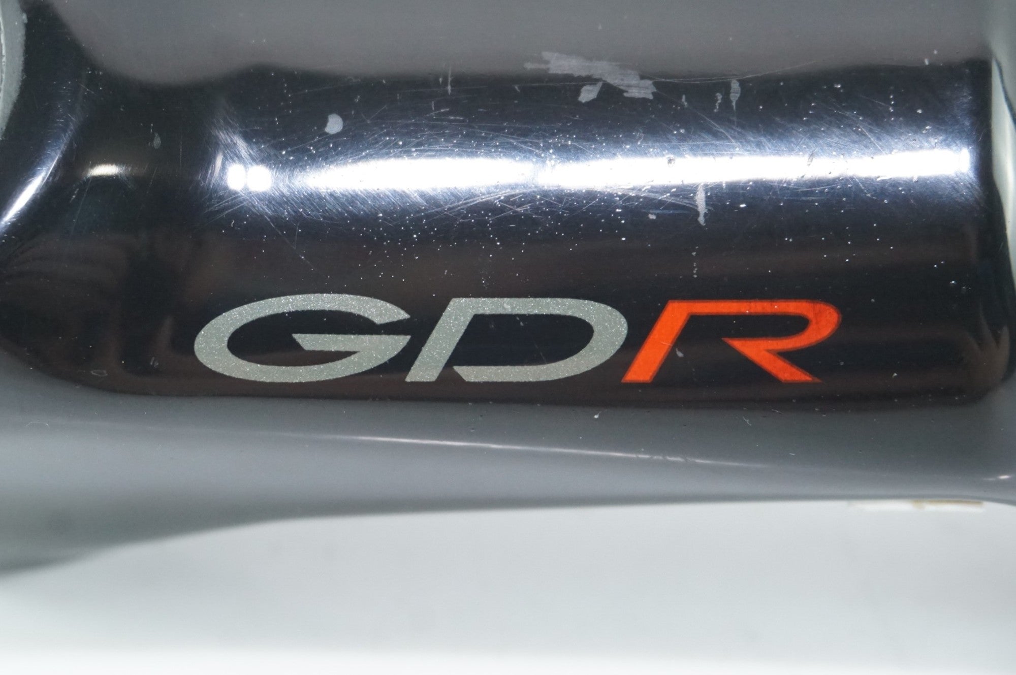 GRAPHITE DESIGN 「グラファイトデザイン」 GDR 6 OVAL φ31.8