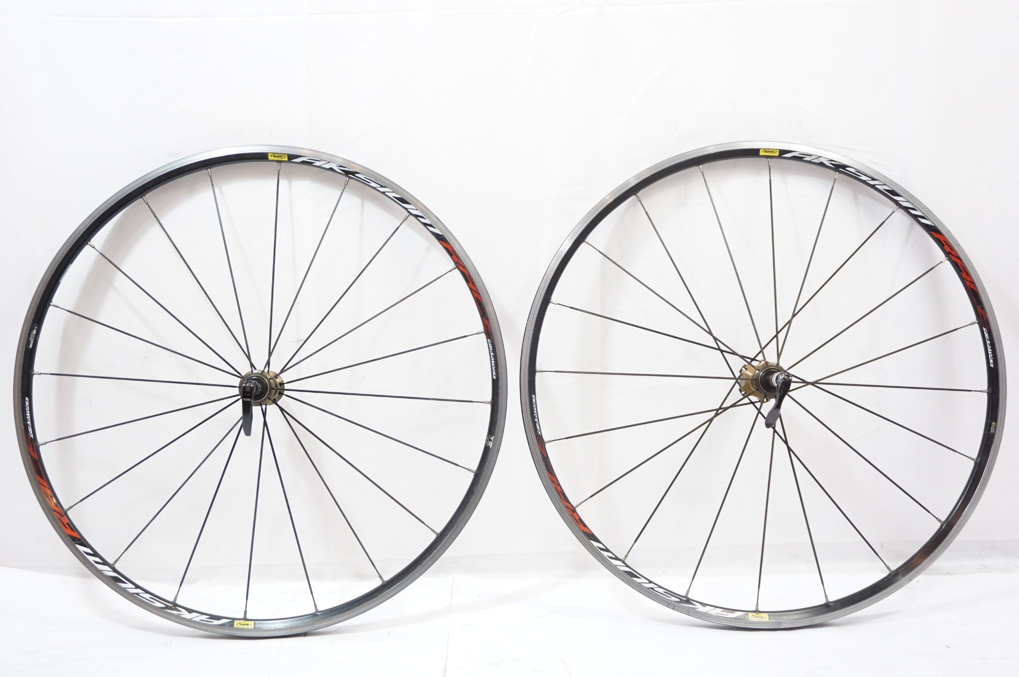 MAVIC 「マヴィック」 AKSIUM RACE シマノ11速 ホイールセット / 世田谷店