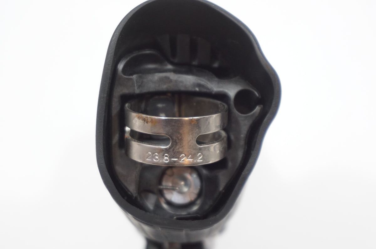 SHIMANO 「シマノ」 ULTEGRA ST-R8000 デュアルコントロールレバー / 世田谷店