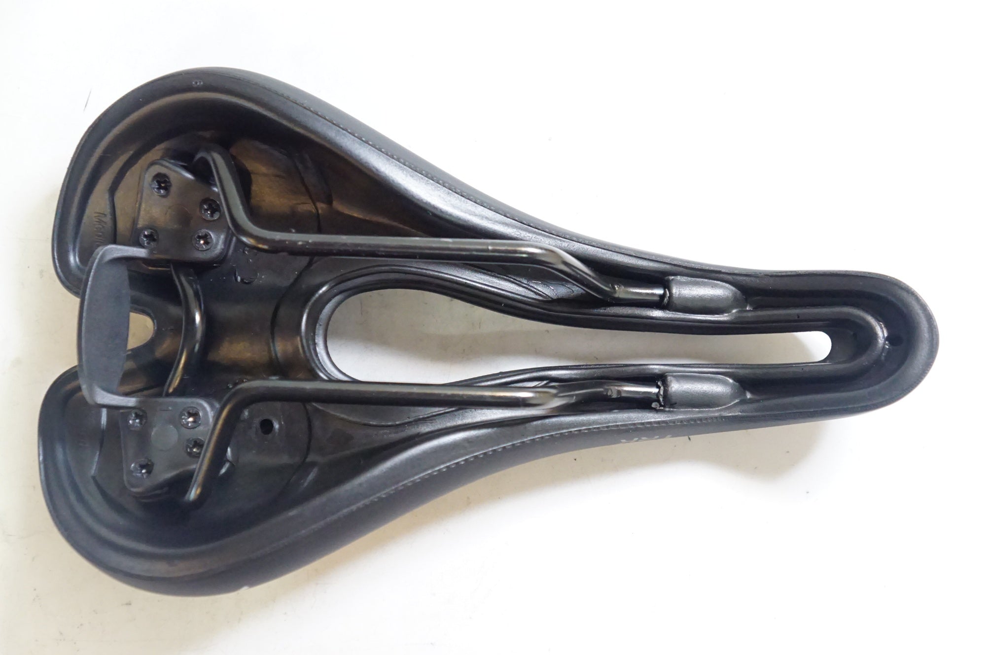 SELLE SMP 「セラエスエムピー」 TRK MEDIUM サドル / 熊谷本店