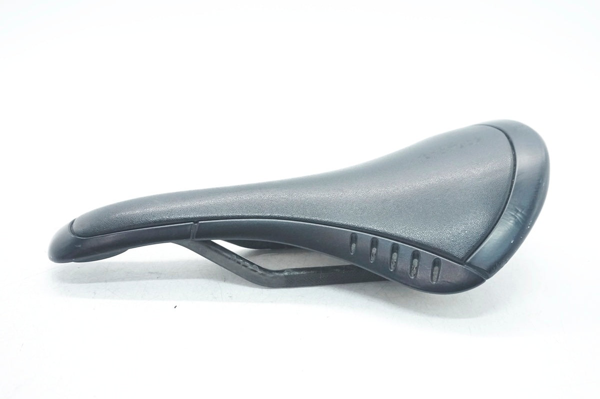 FIZIK 「フィジーク」 KURVE サドル / 大阪門真店