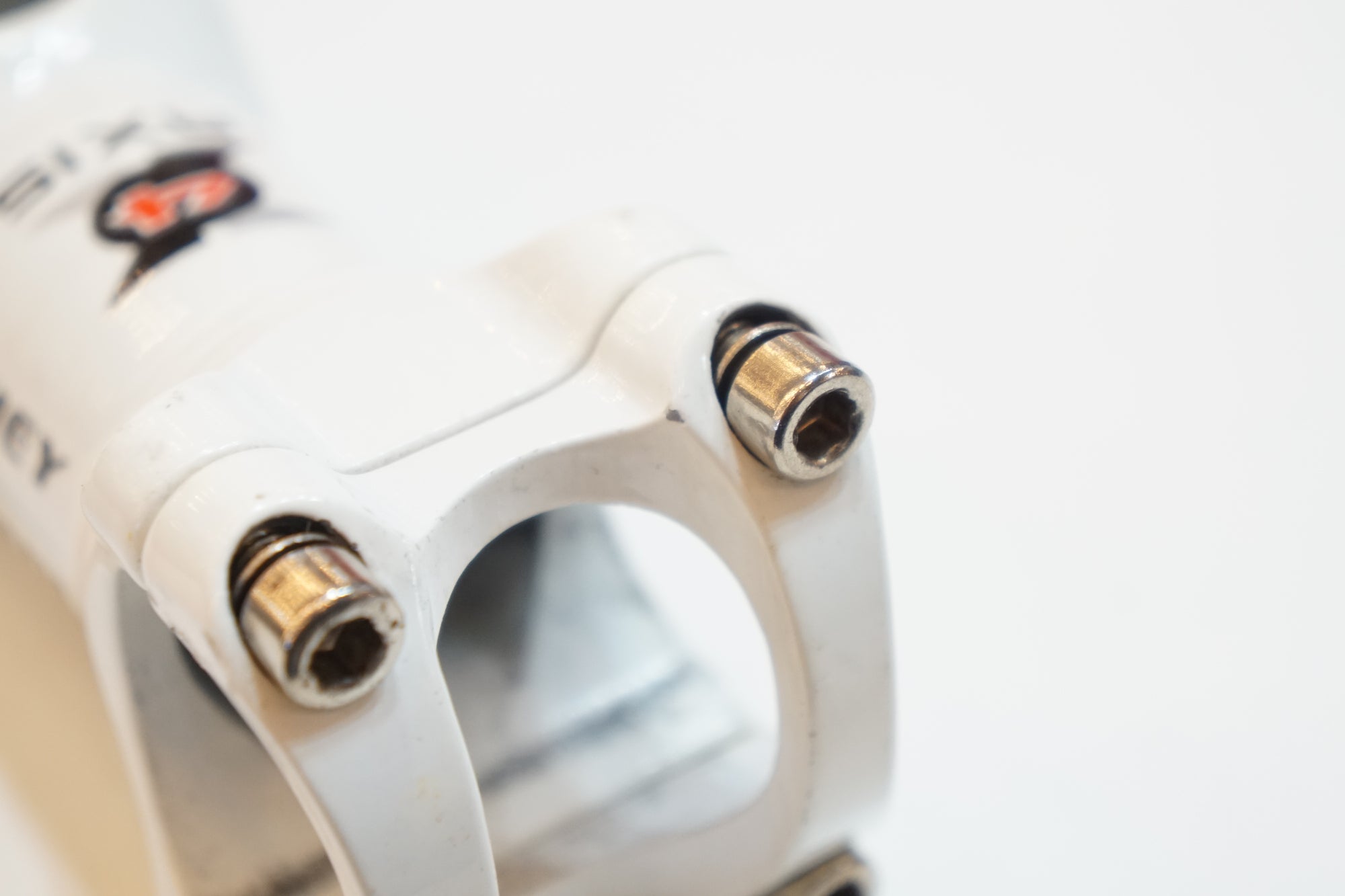 RITCHEY 「リッチー」 WCS 4AXIS φ31.8 80mm ステム / バイチャリ浦和ベース